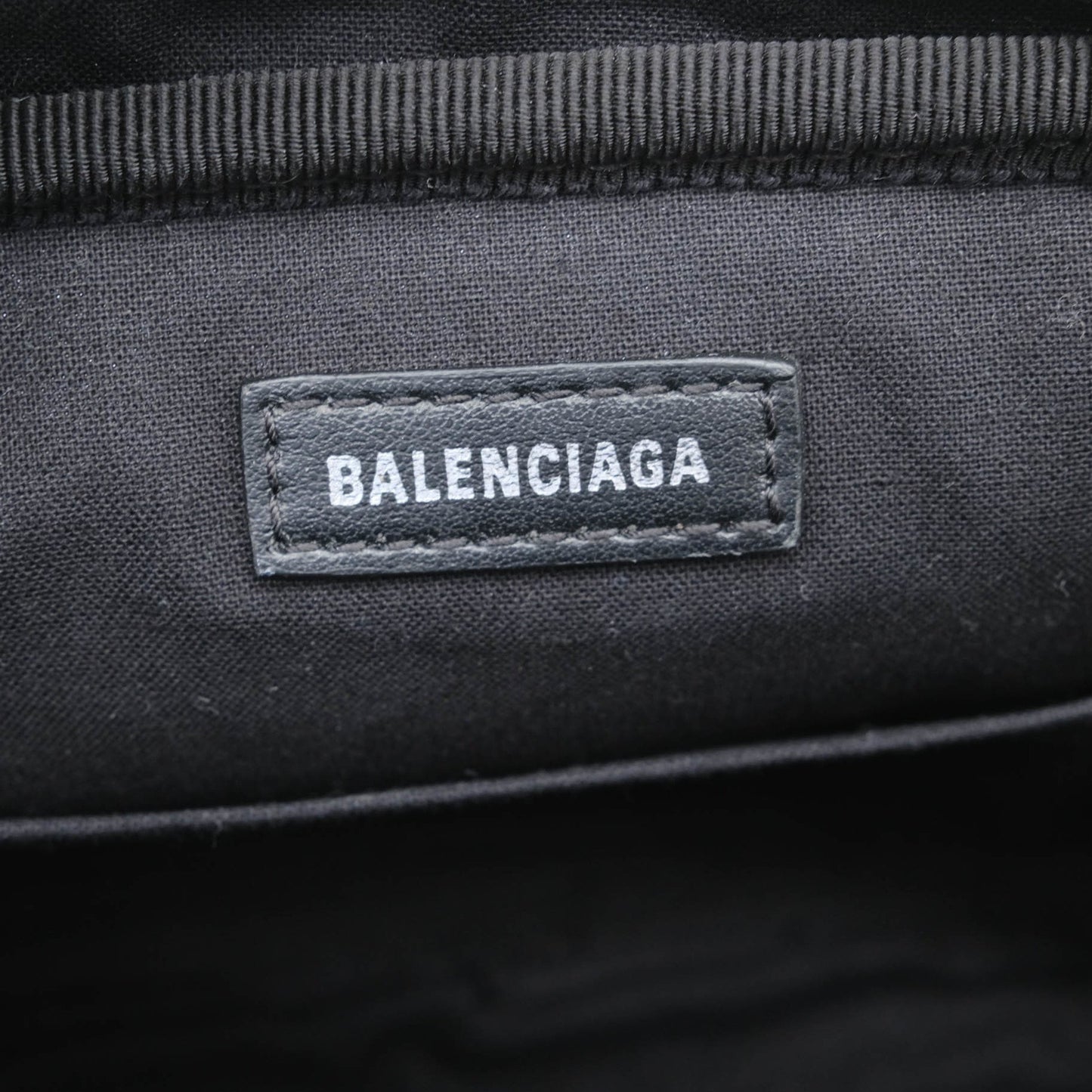 Balenciaga Everyday, Black, Leather, shoulder
