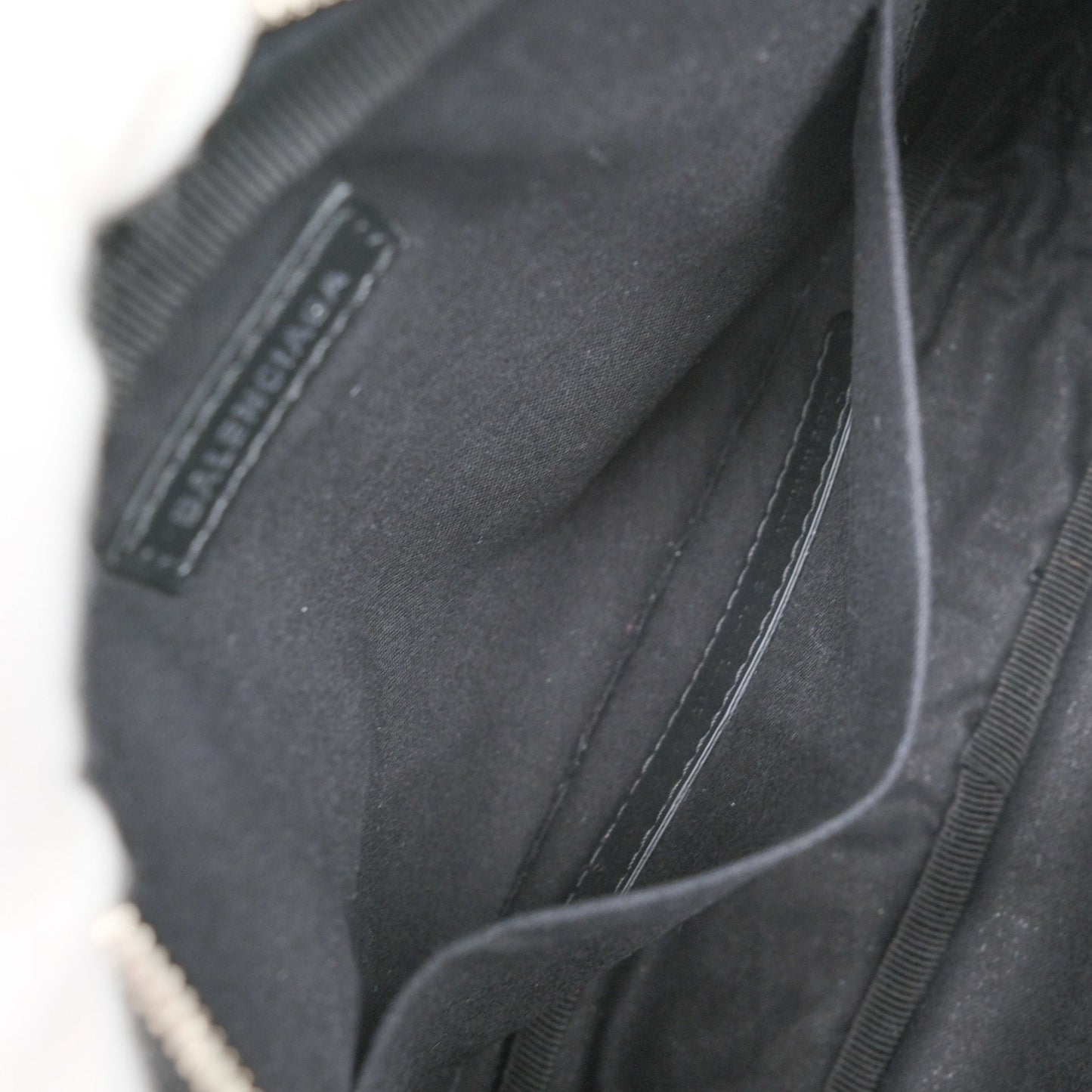 Balenciaga Everyday, Black, Leather, shoulder