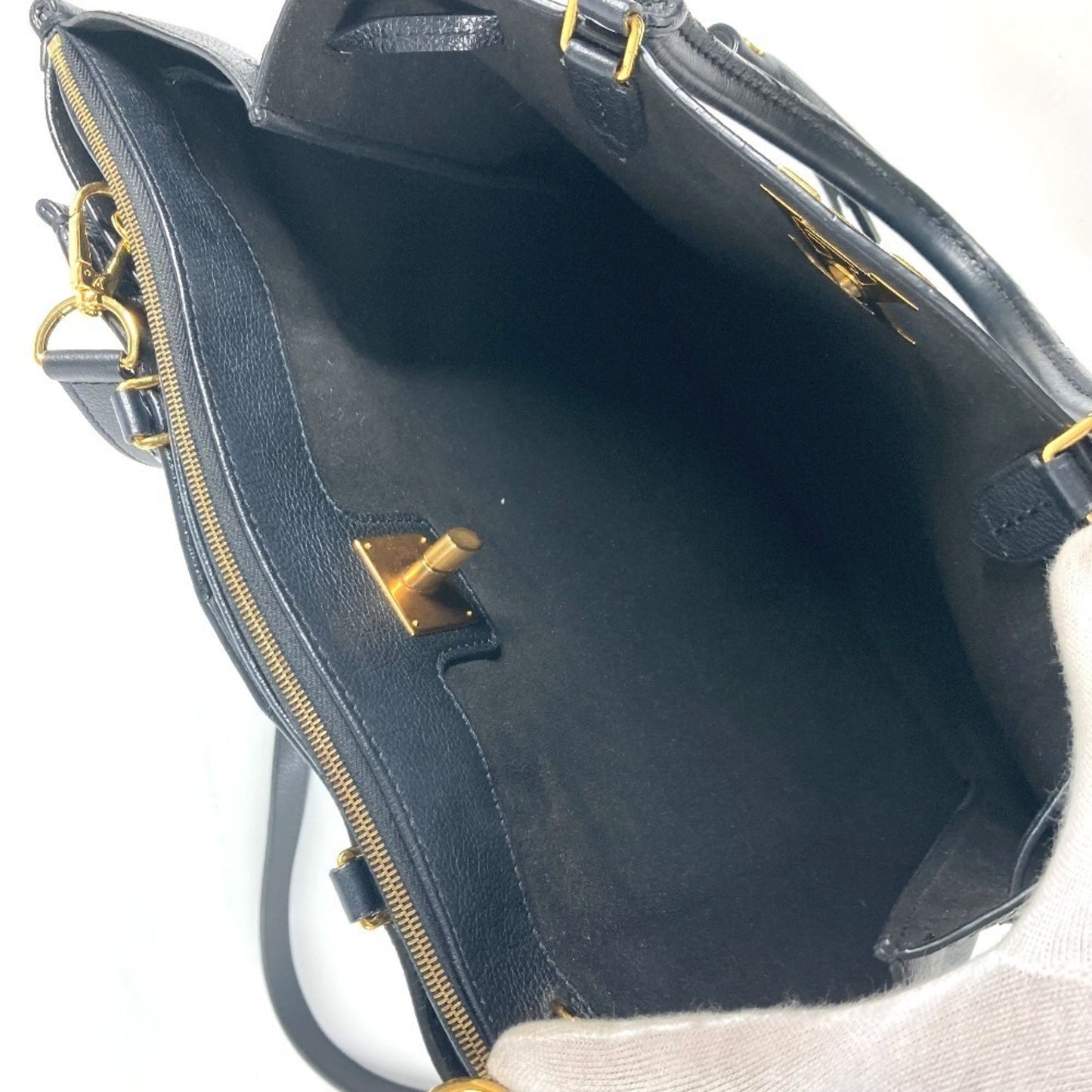 Louis Vuitton Lockmeto, Black, Leather, handbag