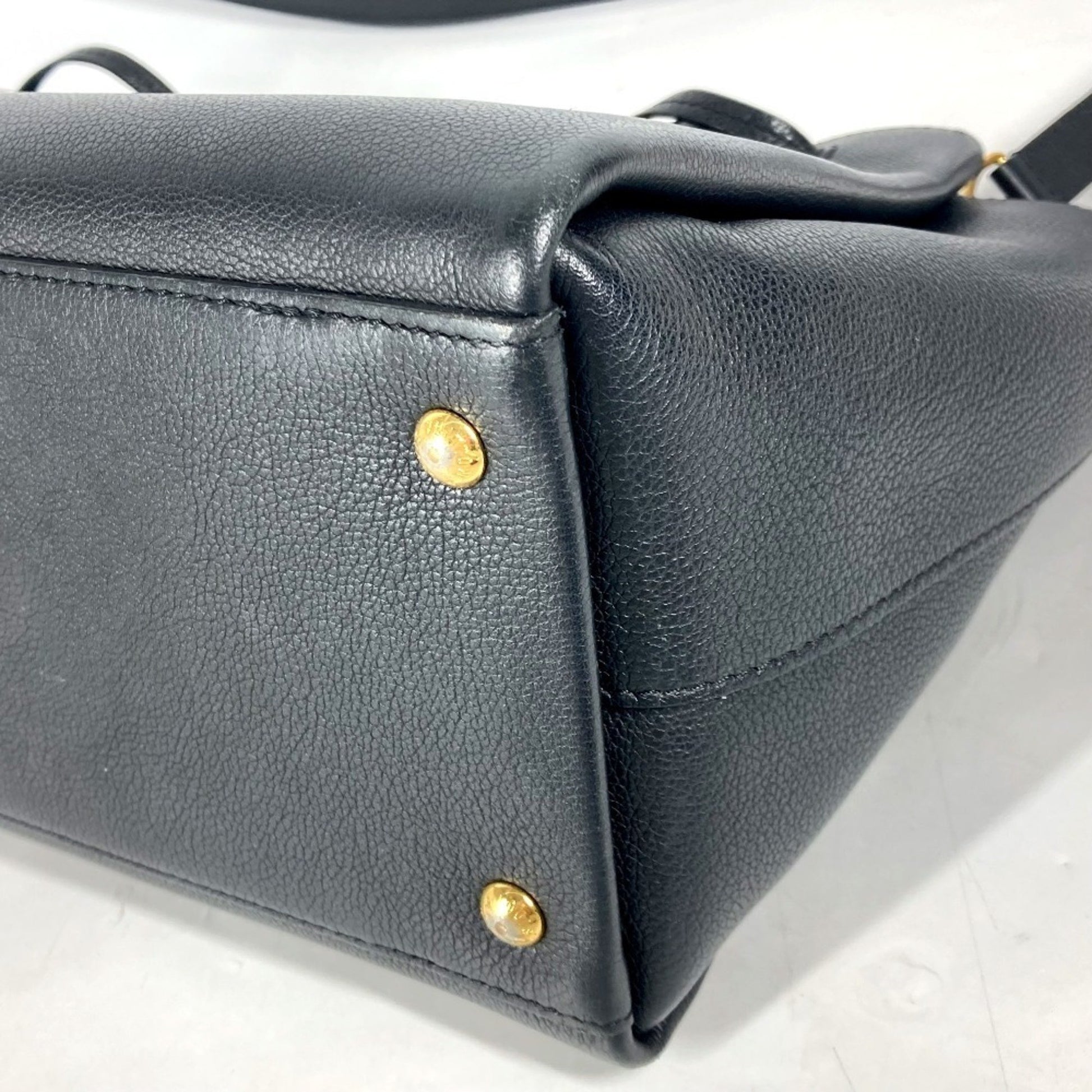 Louis Vuitton Lockmeto, Black, Leather, handbag
