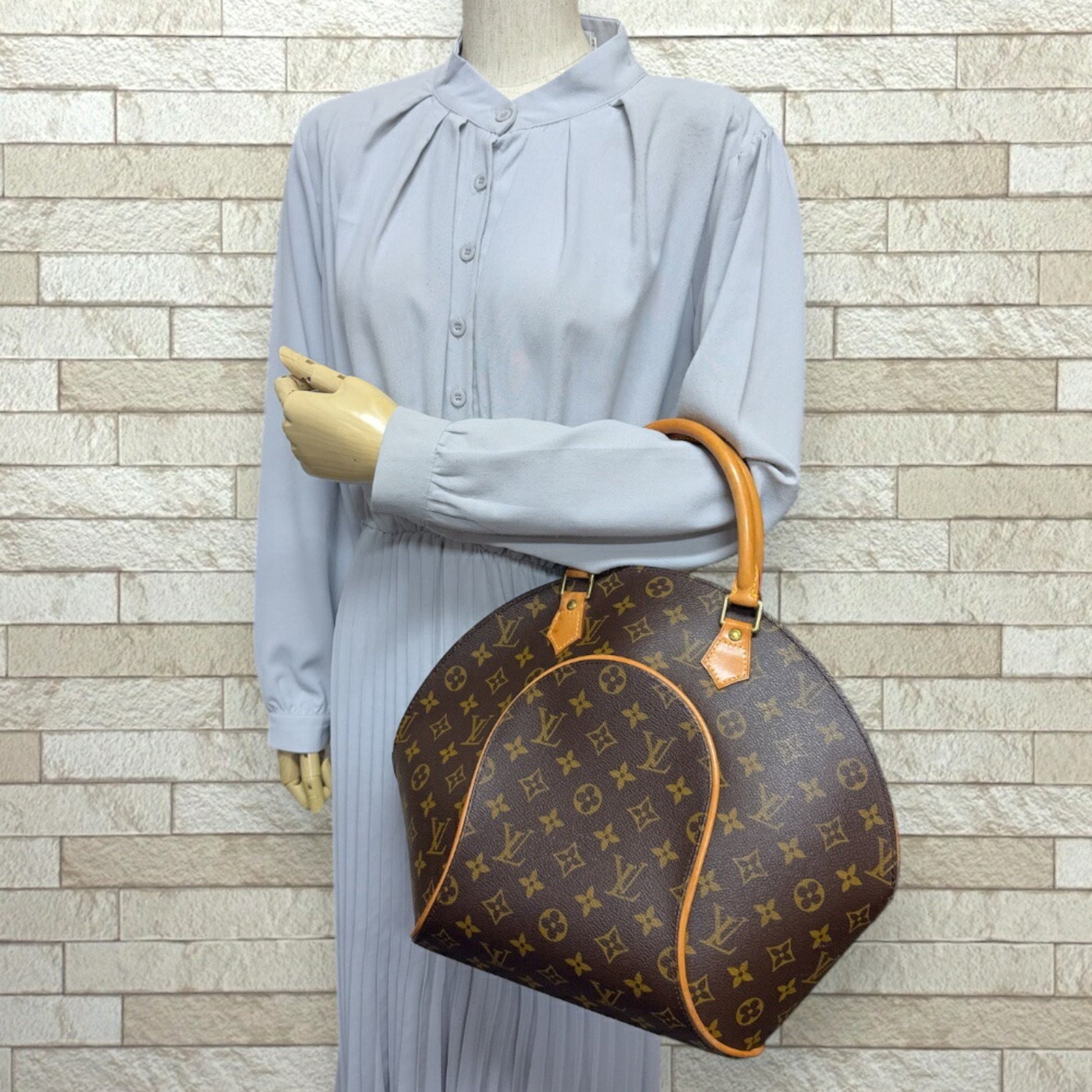 Louis Vuitton Ellipse, Brown, Canvas, handbag