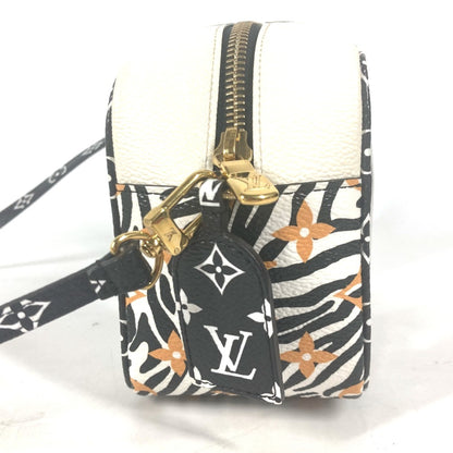 Louis Vuitton Beach Pouch, Black, Leather, clutch