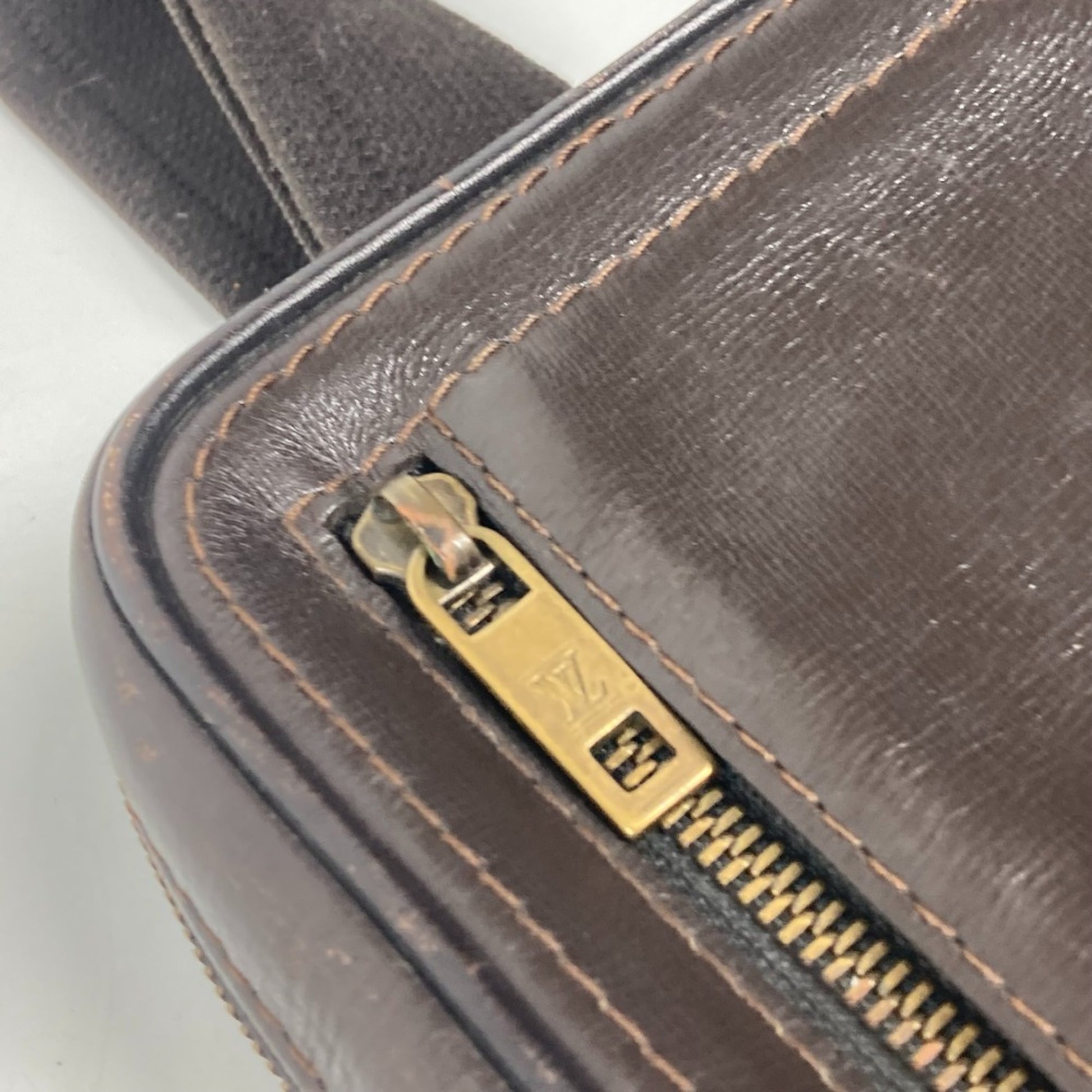 Louis Vuitton Utah, Brown, Leather, clutch