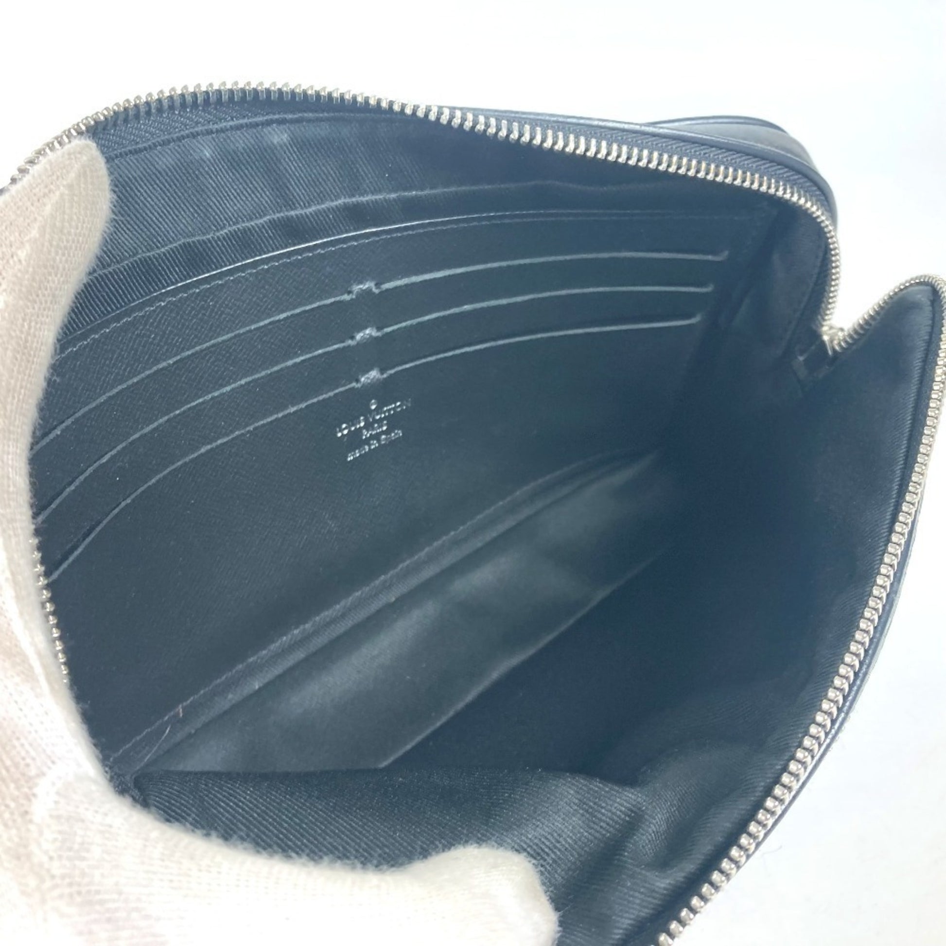 Louis Vuitton Alpha, Black, Canvas, clutch