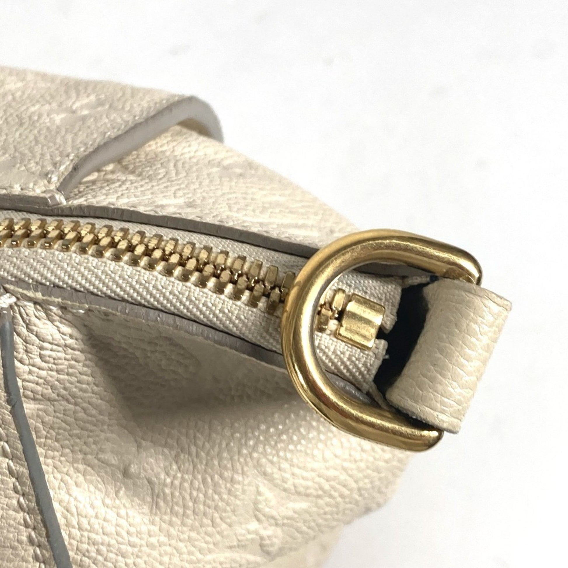 Louis Vuitton Lumineuse, White, Leather, tote