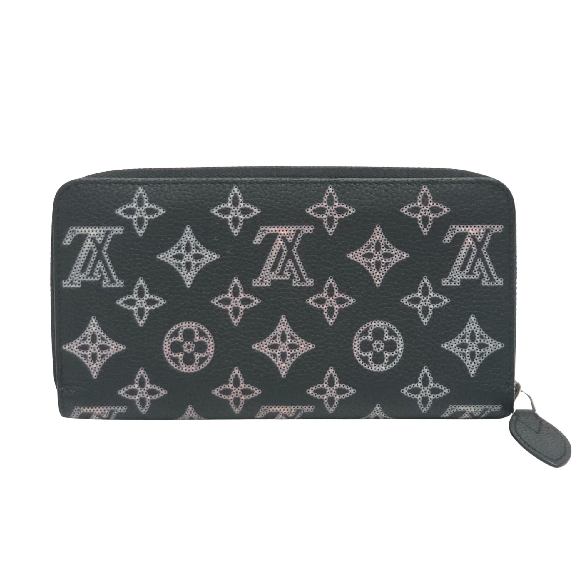 Louis Vuitton Portefeuille zippy, Black, Leather, wallet