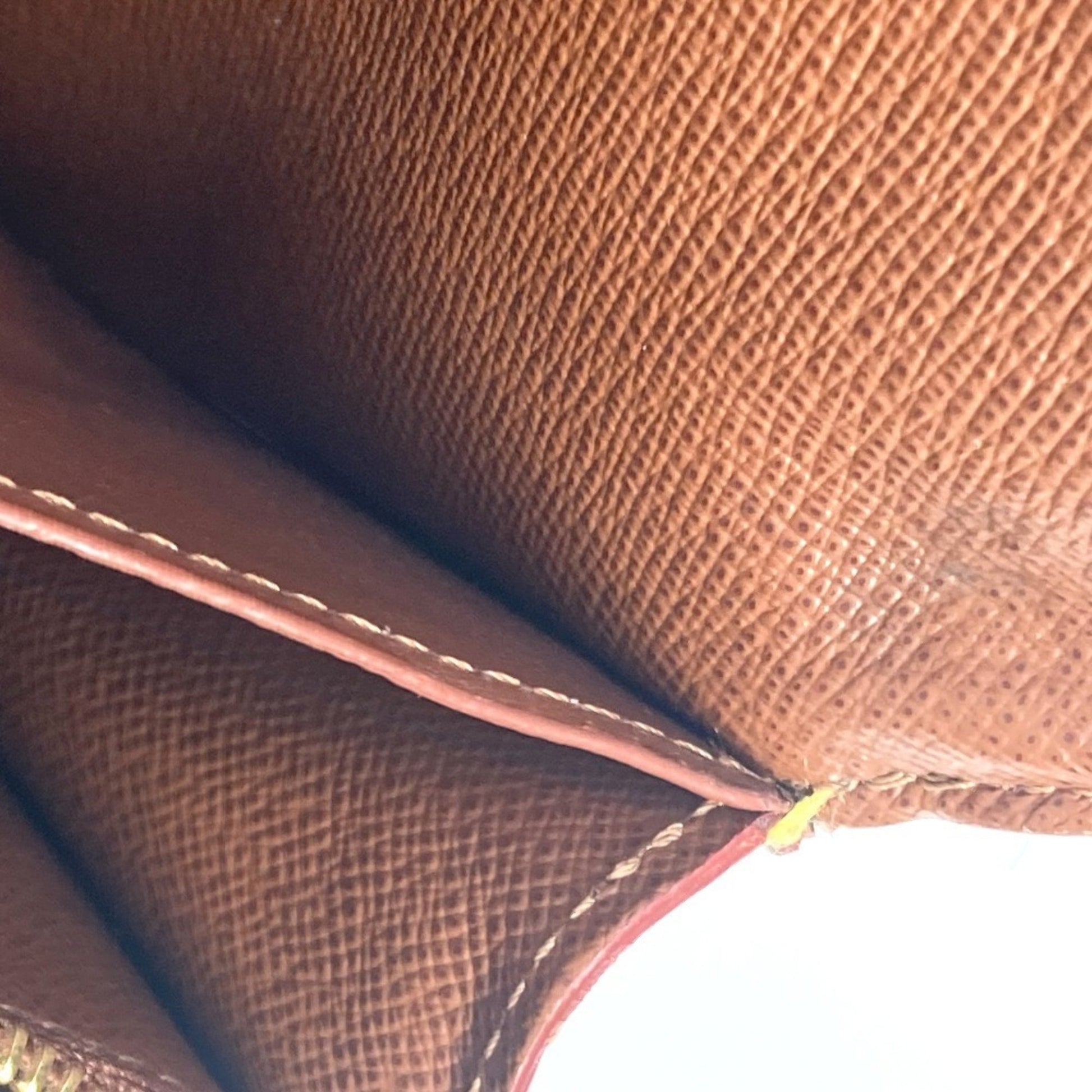 Louis Vuitton, Brown, Canvas, clutch