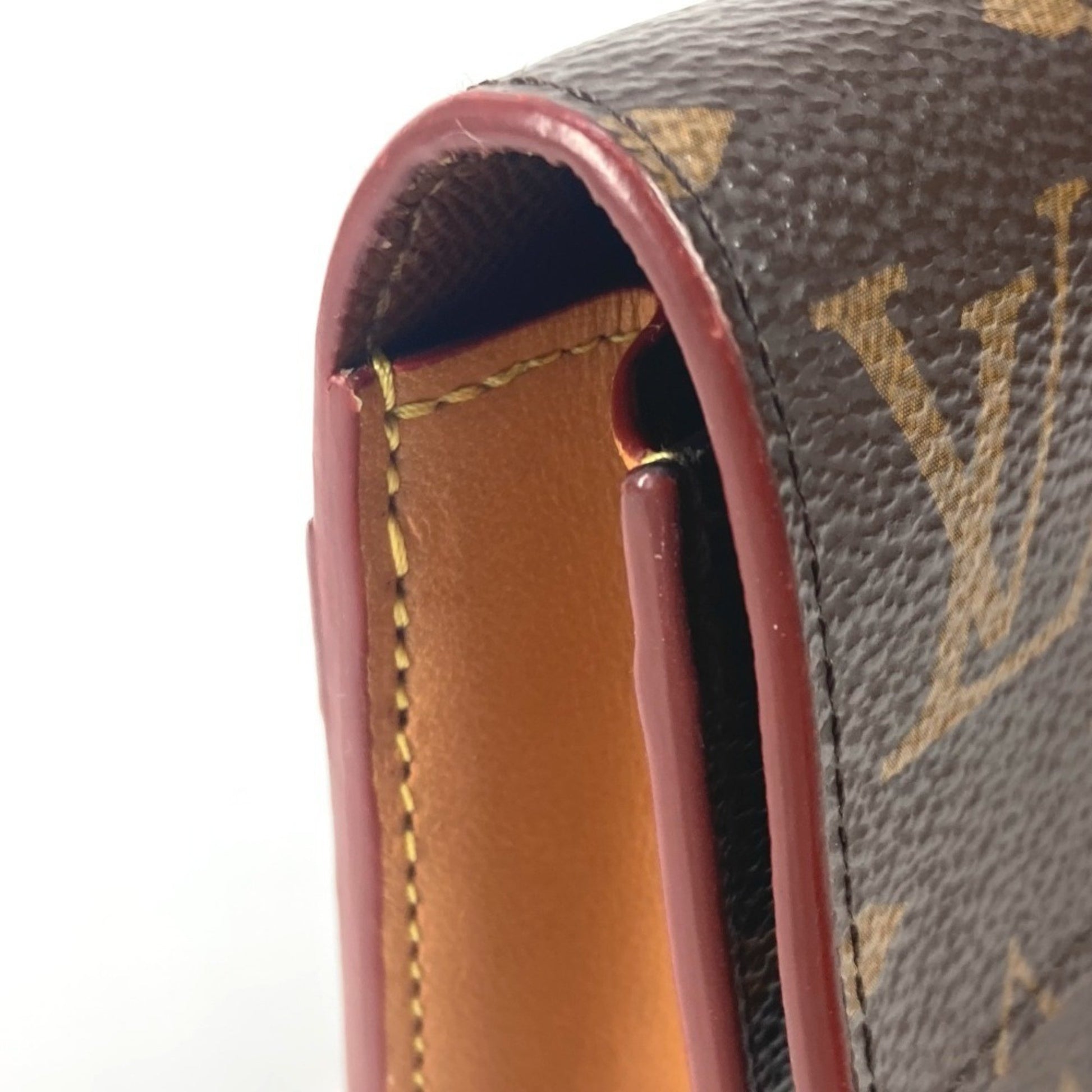 Louis Vuitton, Brown, Canvas, clutch