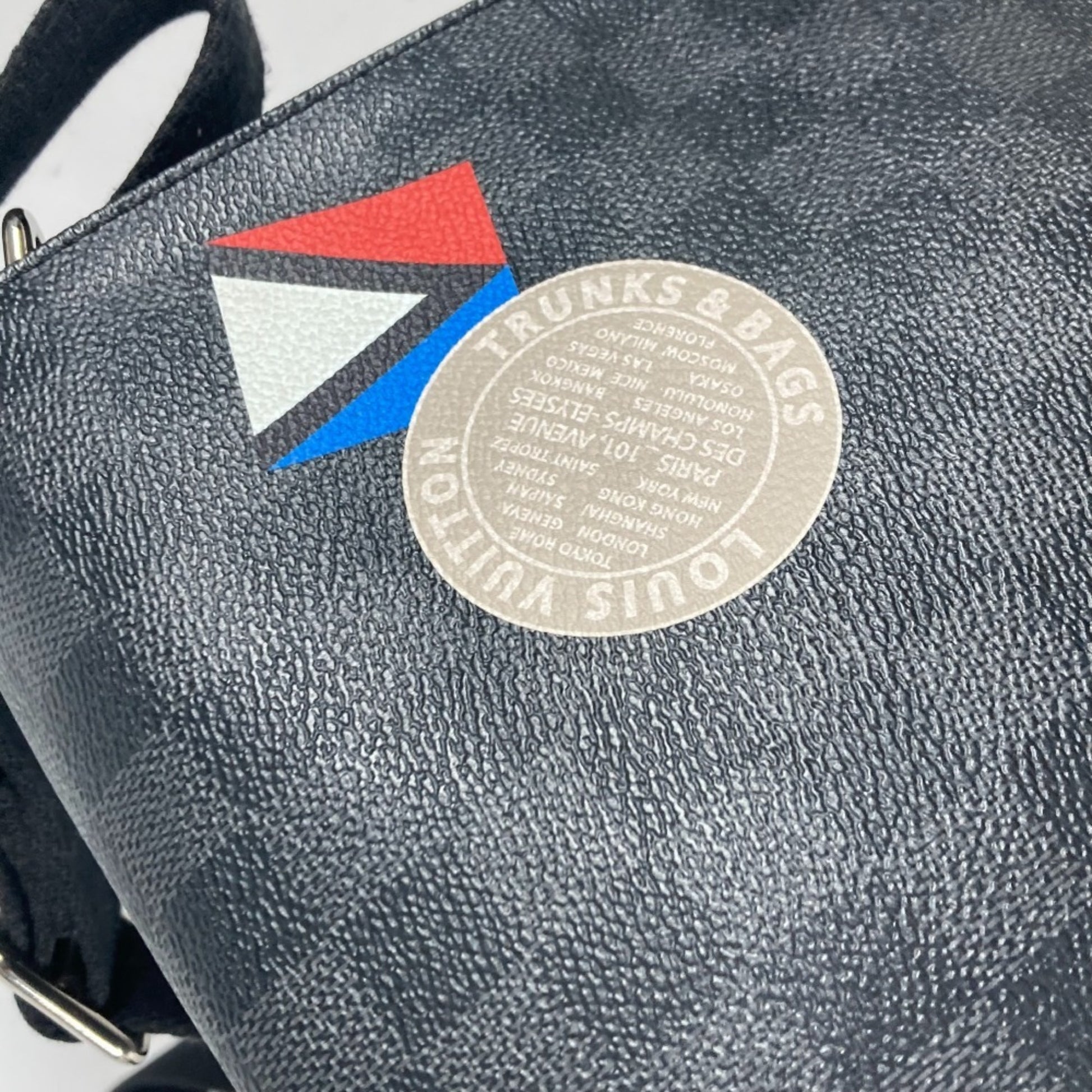 Louis Vuitton District, Black, Canvas, shoulder