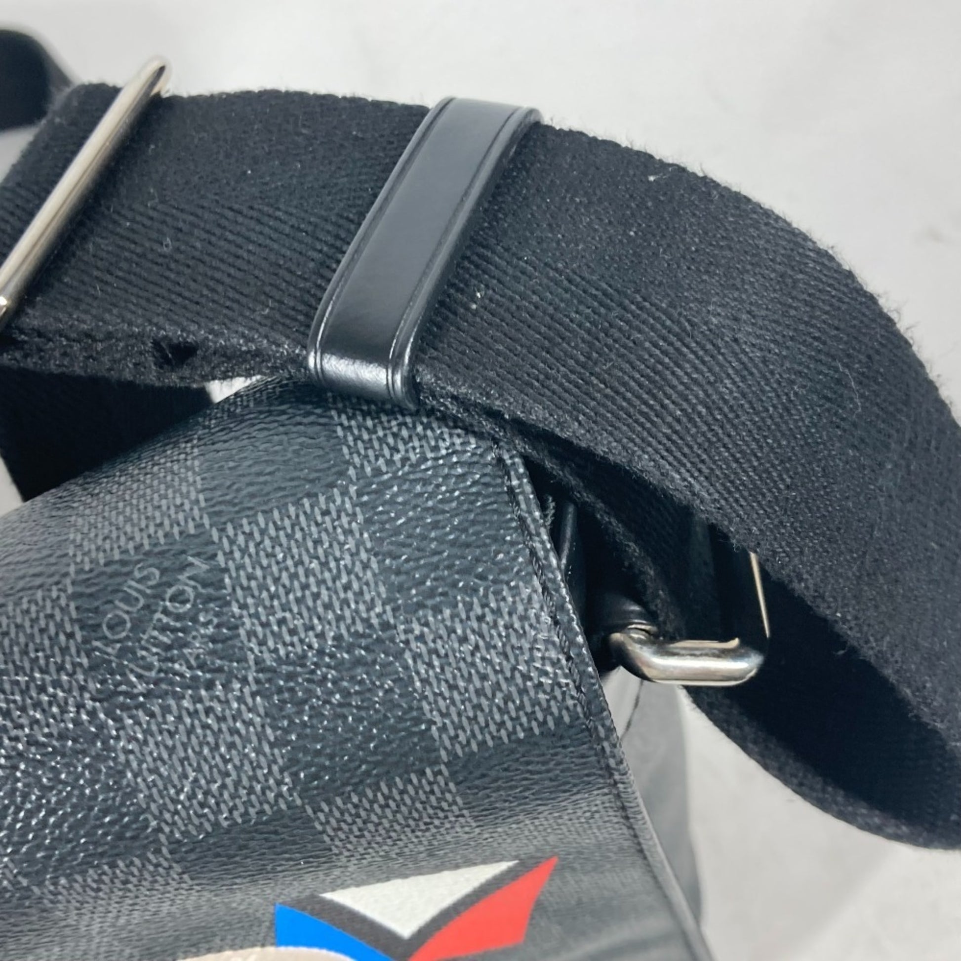 Louis Vuitton District, Black, Canvas, shoulder