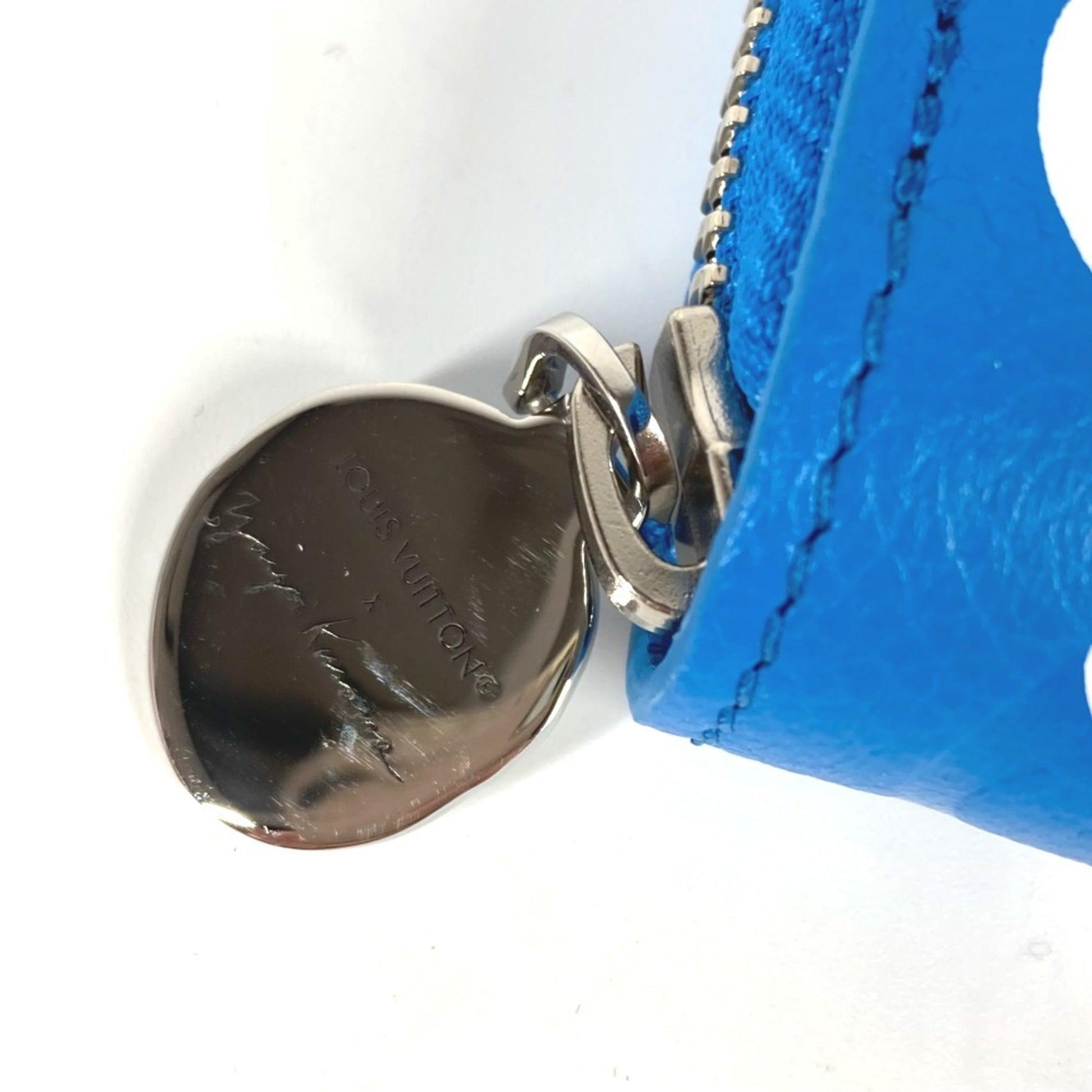Louis Vuitton Portefeuille zippy, Blue, Leather, wallet