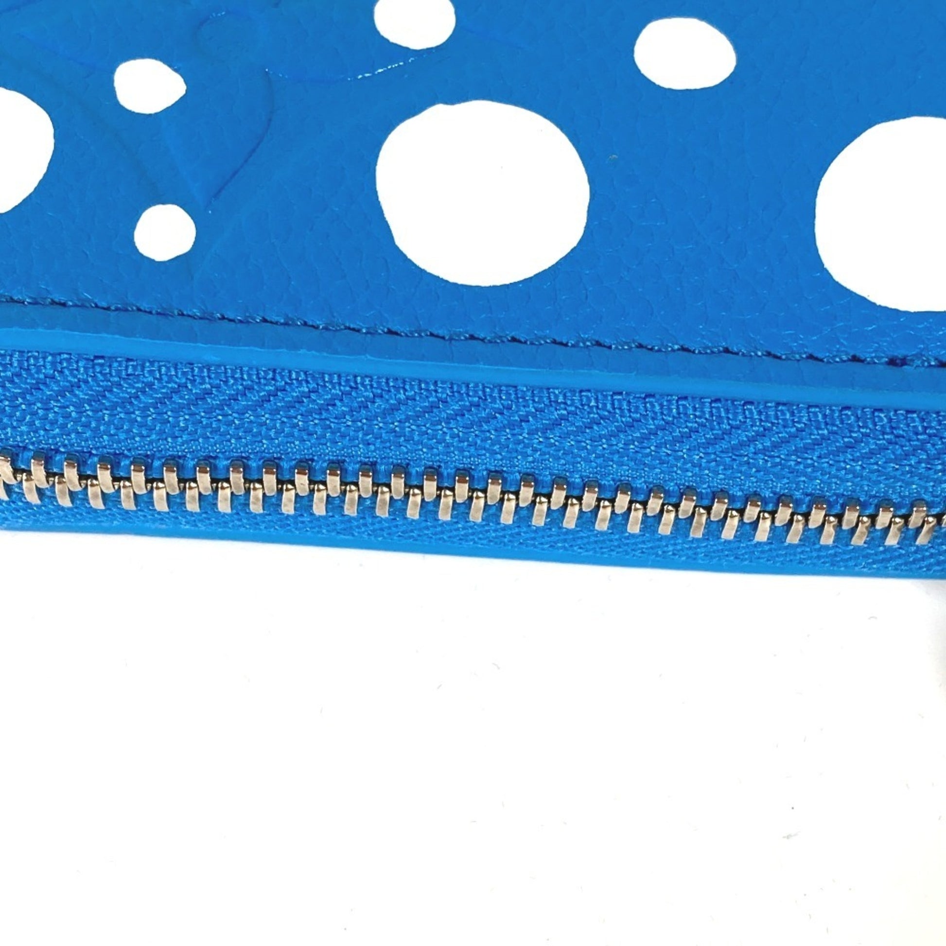 Louis Vuitton Portefeuille zippy, Blue, Leather, wallet