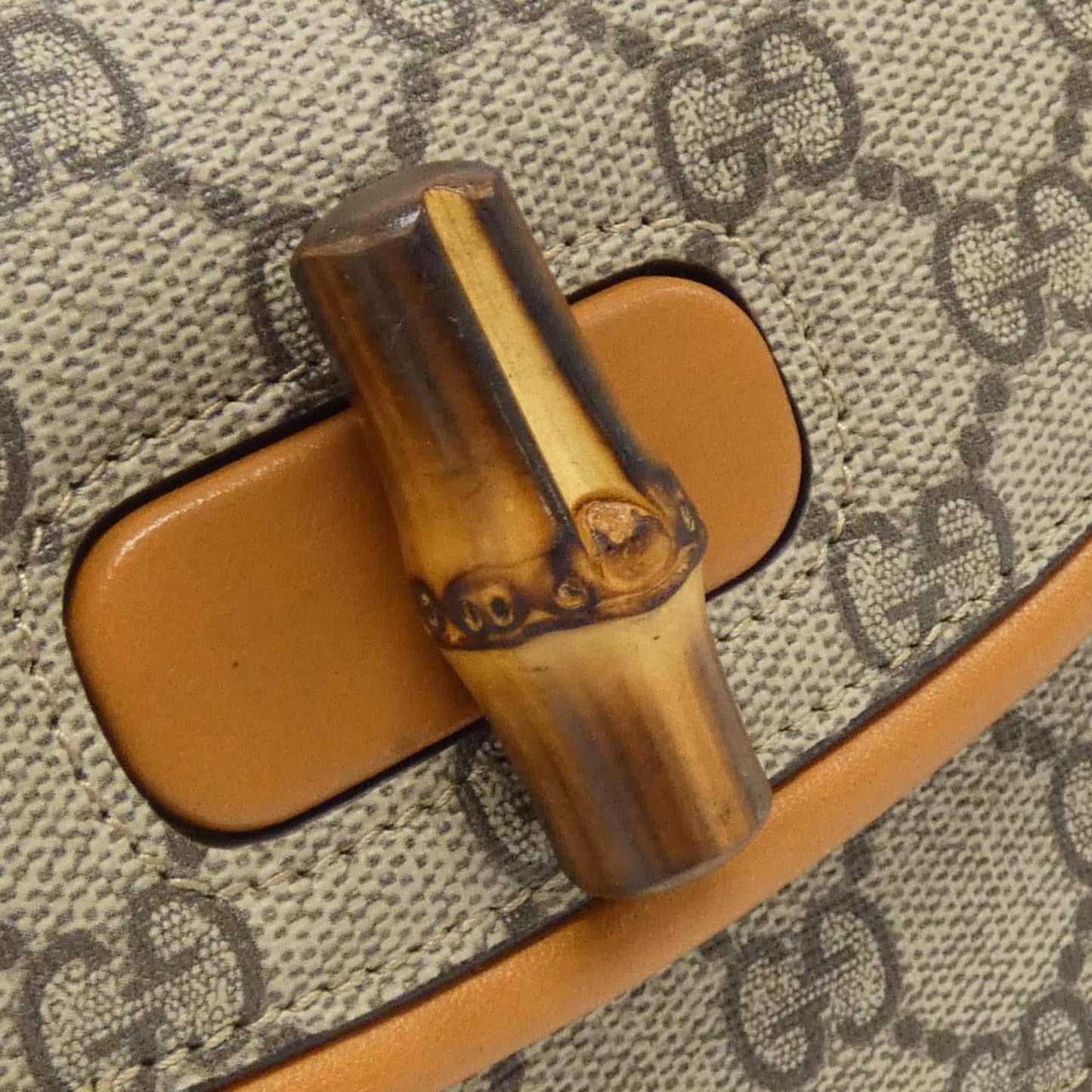 Gucci Bamboo, Beige, Leather, clutch