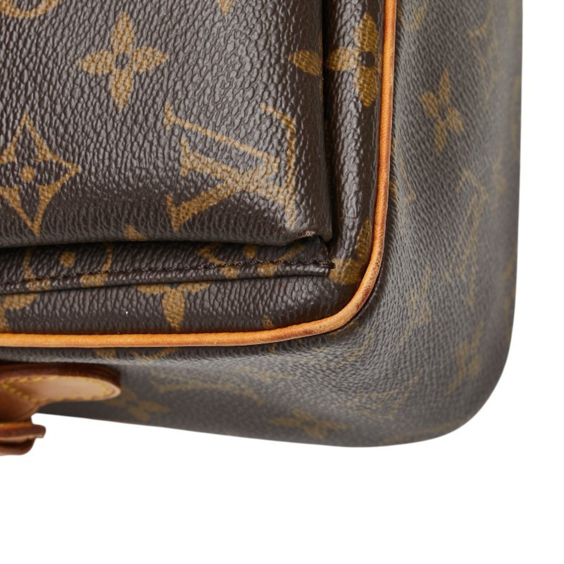 Louis Vuitton Viva Cité, Brown, Canvas, shoulder