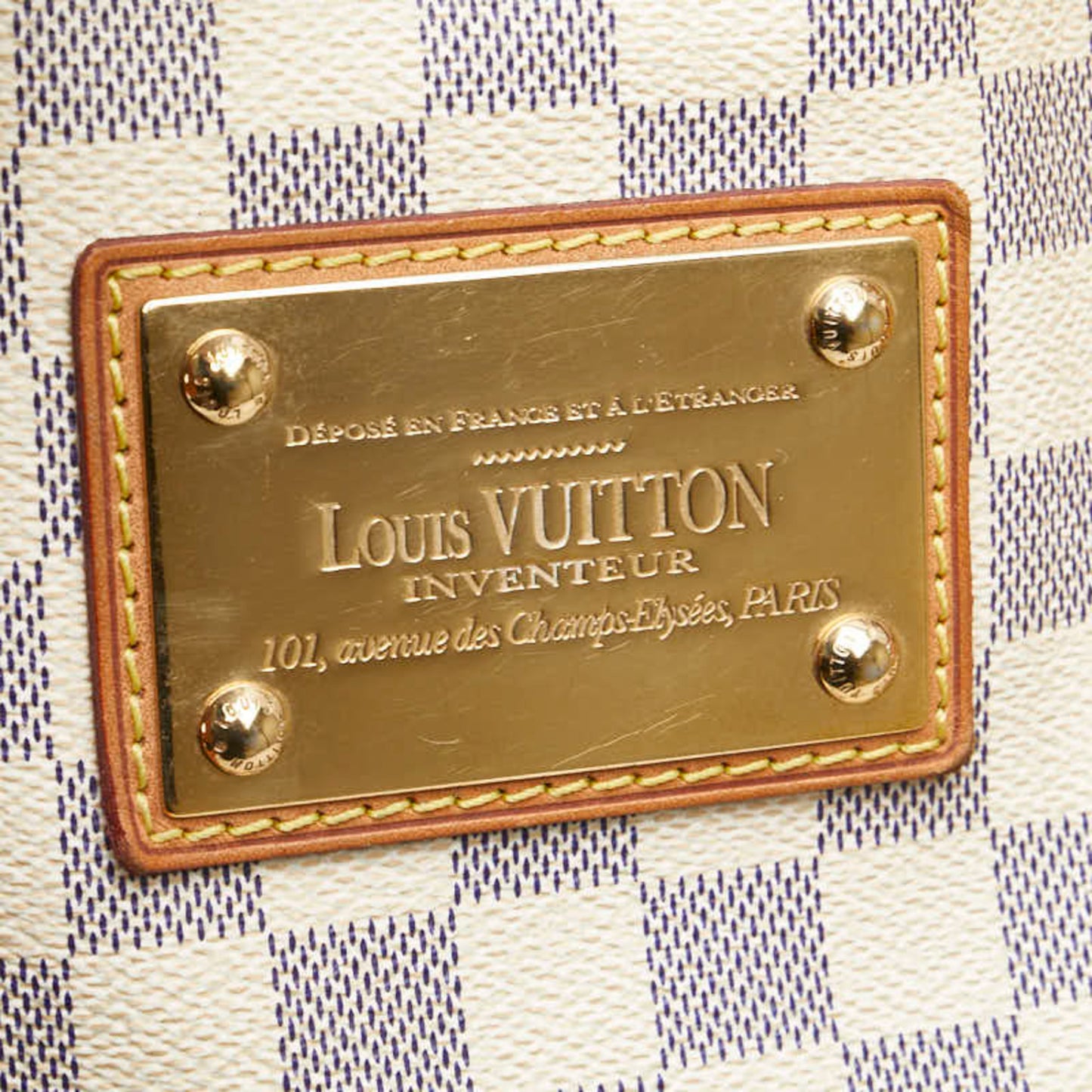 Louis Vuitton Hampstead, White, Canvas, tote