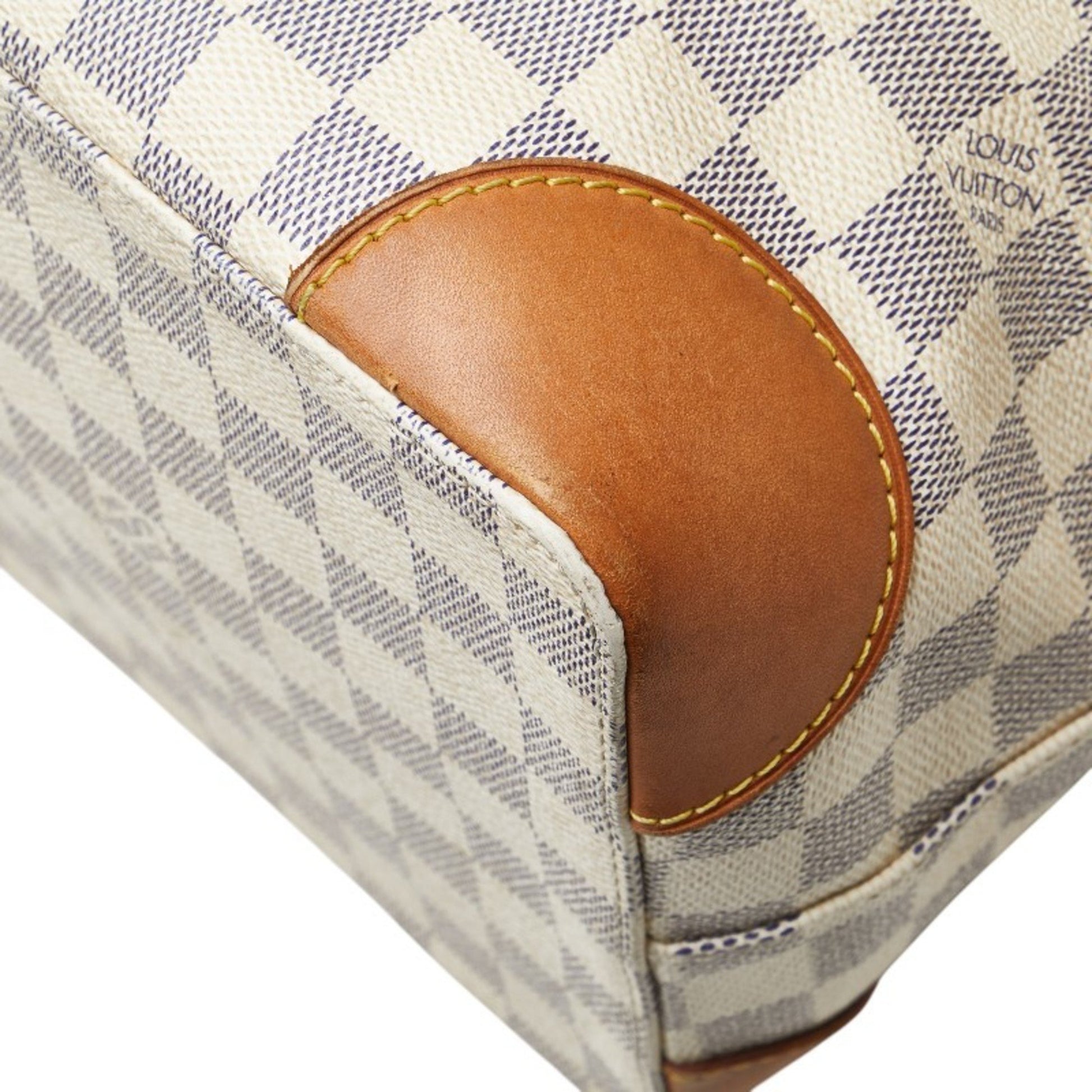 Louis Vuitton Hampstead, White, Canvas, tote