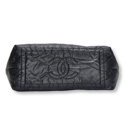 Chanel Coco Cocoon, Black, NYLON, tote