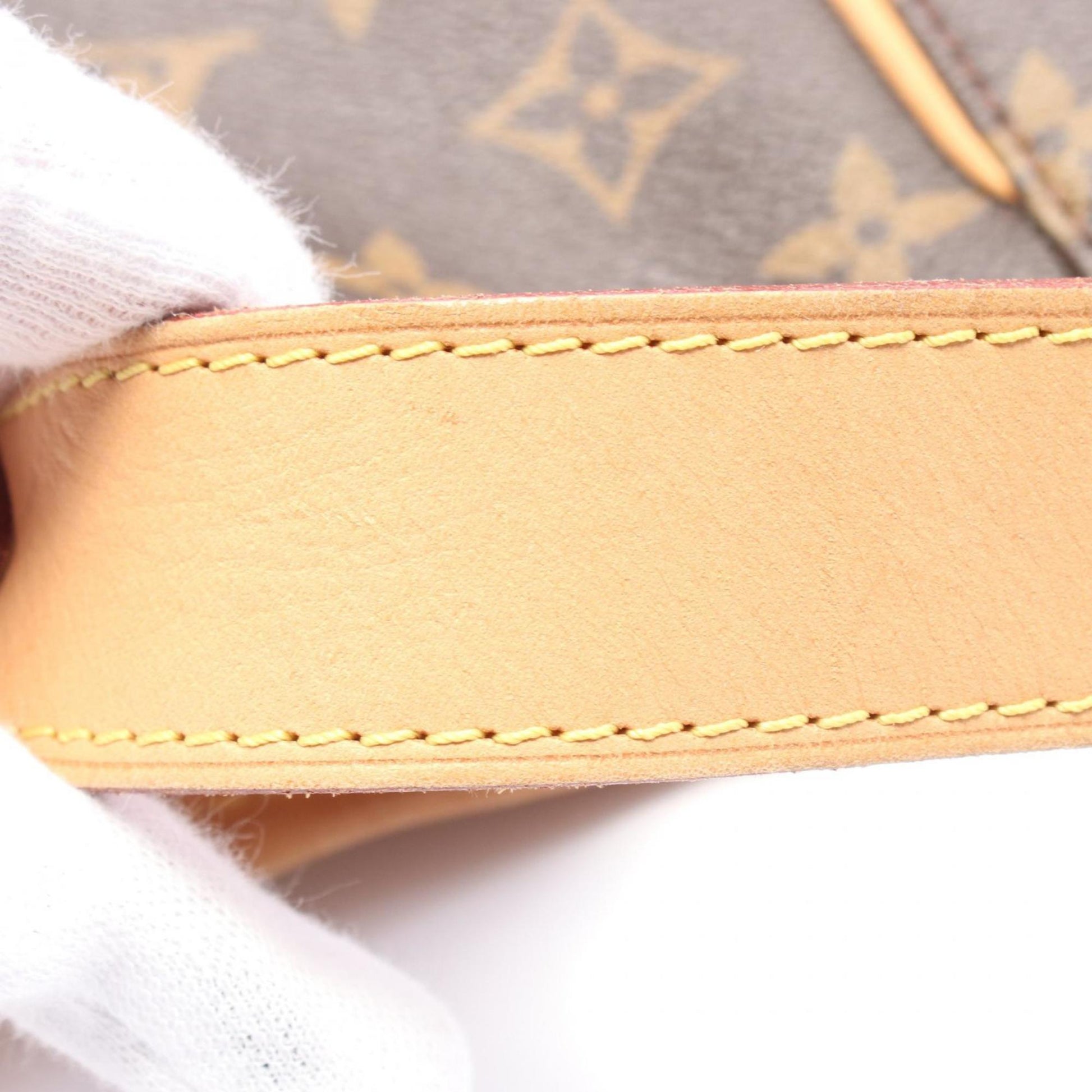 Louis Vuitton Galliera, Brown, Canvas, shoulder