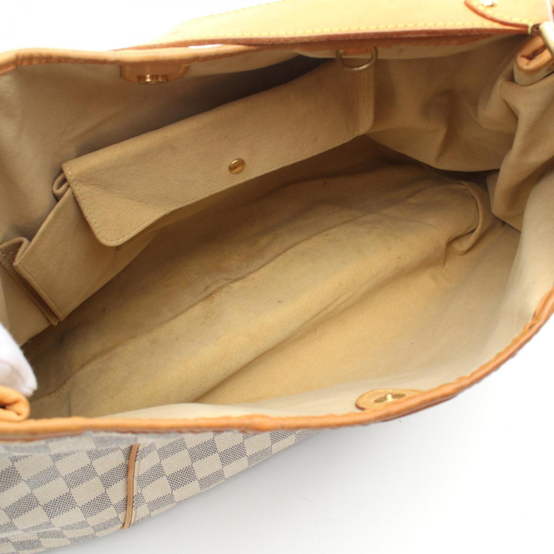 Louis Vuitton Galliera, White, Canvas, shoulder