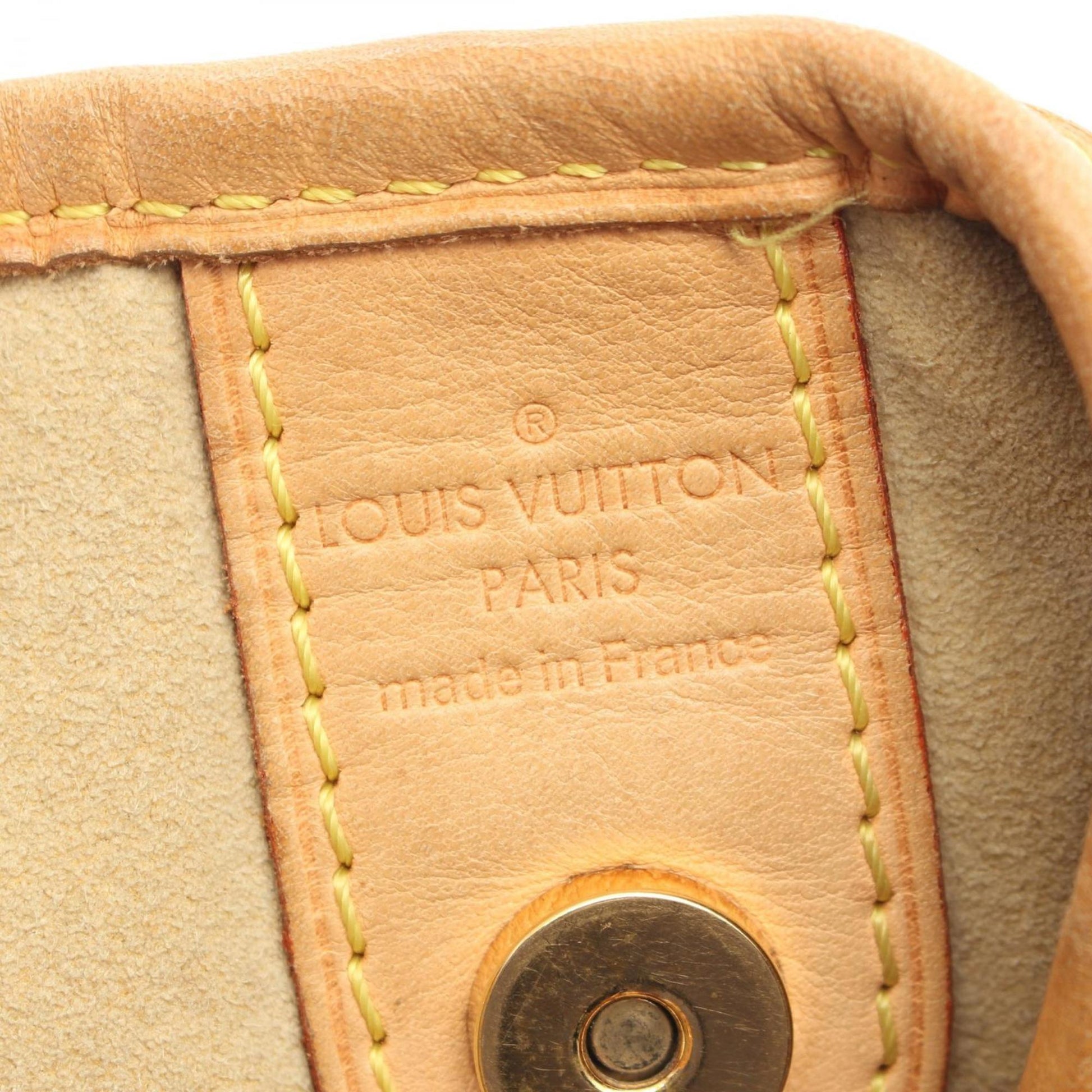 Louis Vuitton Galliera, White, Canvas, shoulder
