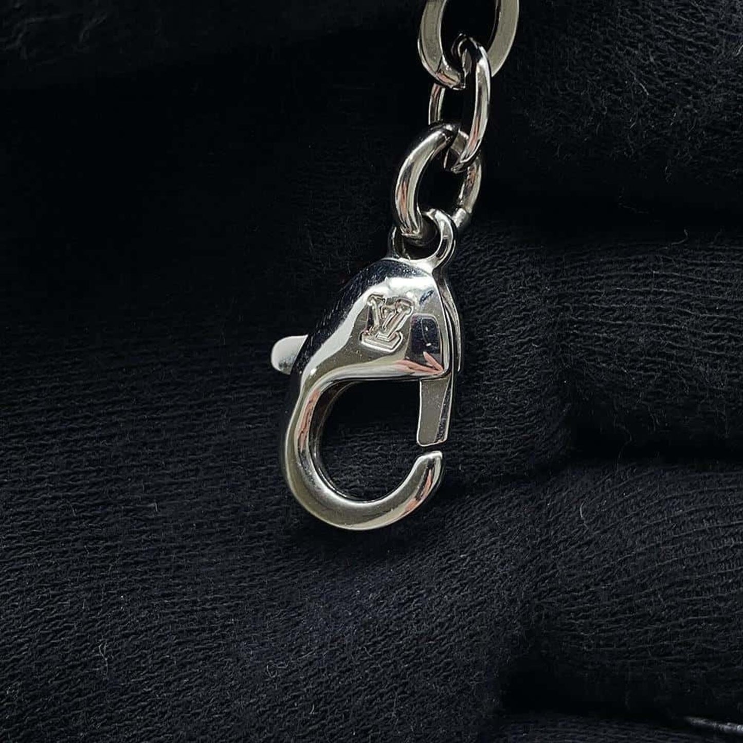 Louis Vuitton Felicie, Black, Leather, clutch