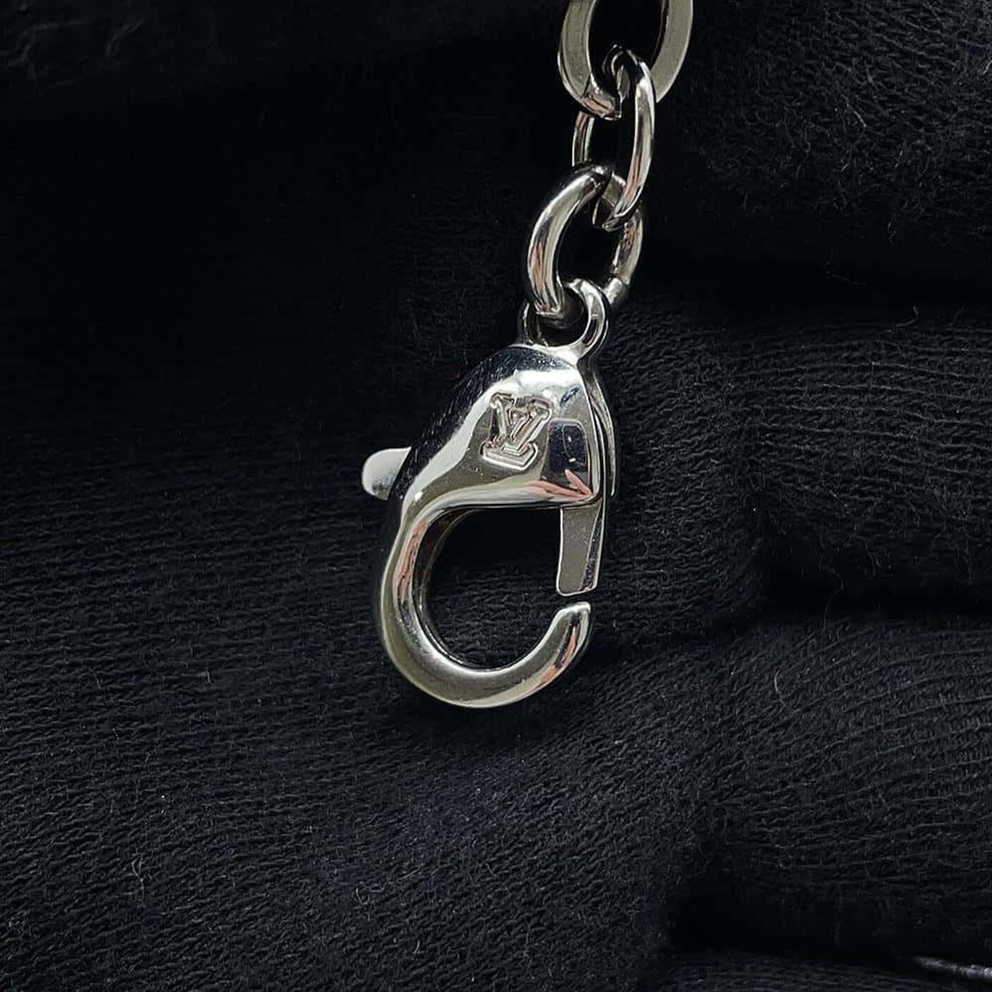 Louis Vuitton Felicie, Black, Leather, clutch