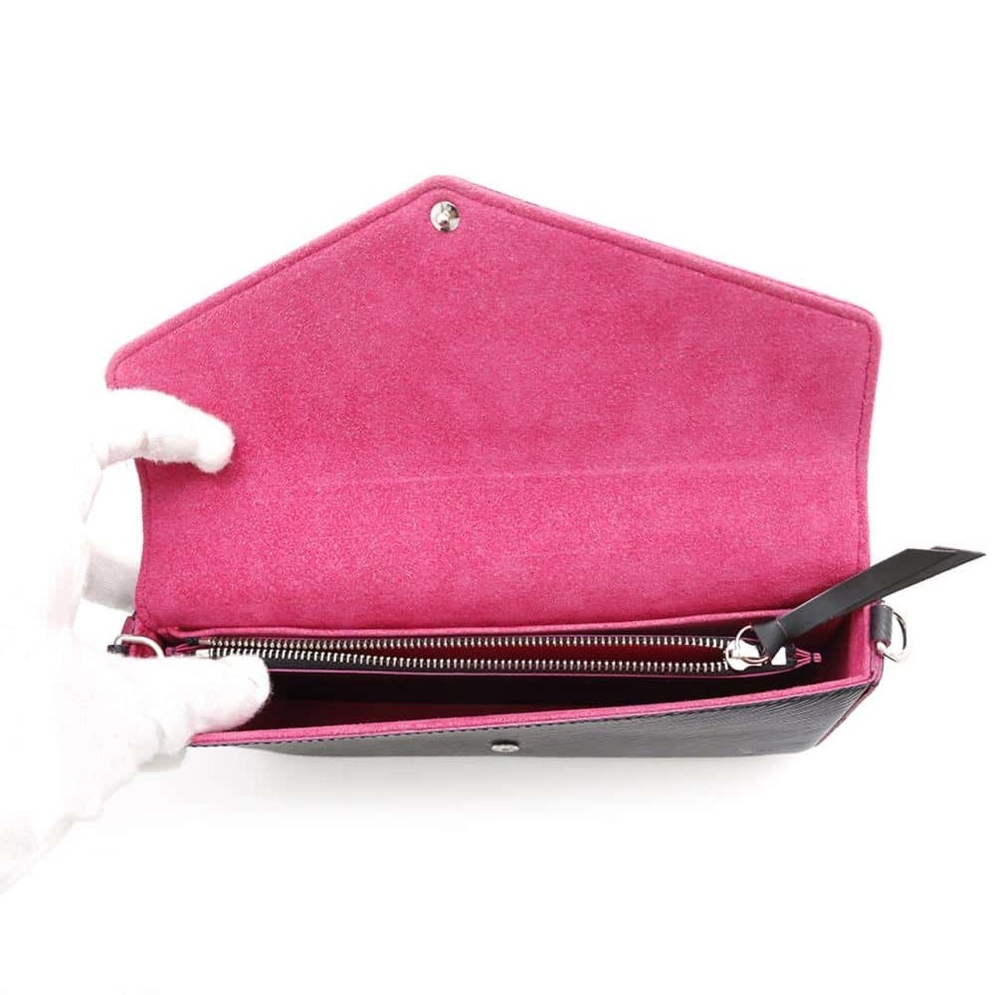 Louis Vuitton Felicie, Black, Leather, clutch