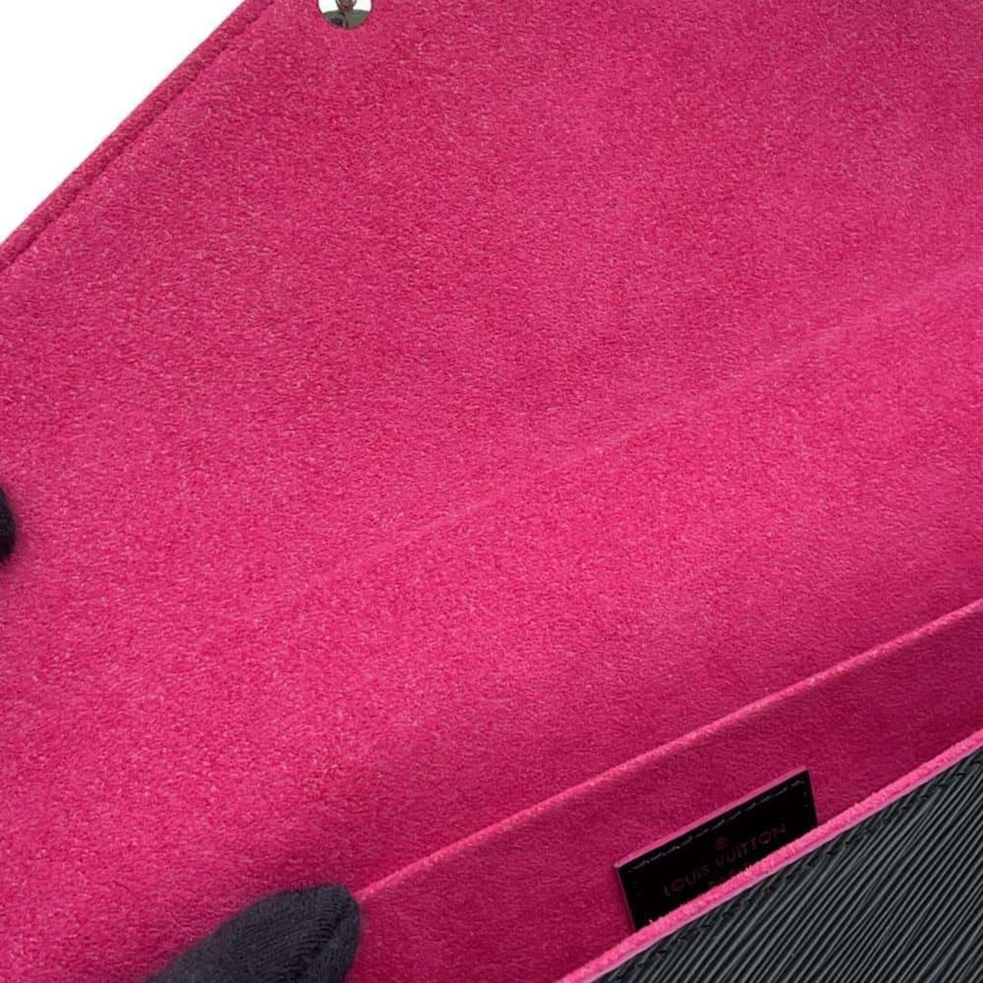 Louis Vuitton Felicie, Black, Leather, clutch
