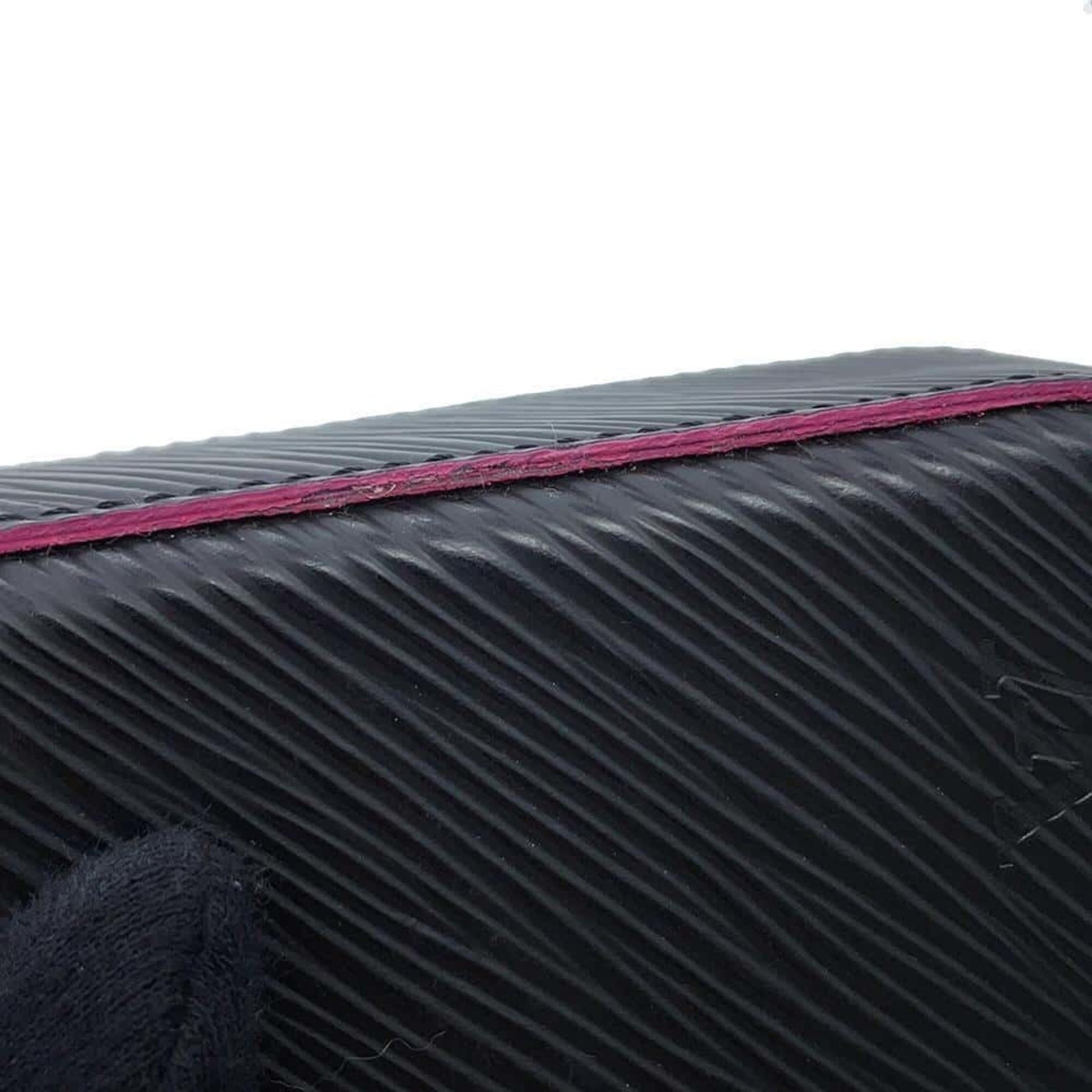 Louis Vuitton Felicie, Black, Leather, clutch