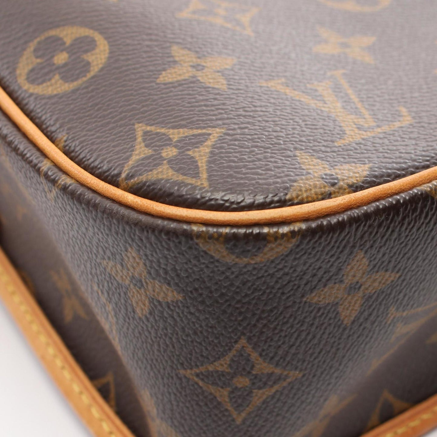 Louis Vuitton Sologne, Brown, Canvas, shoulder