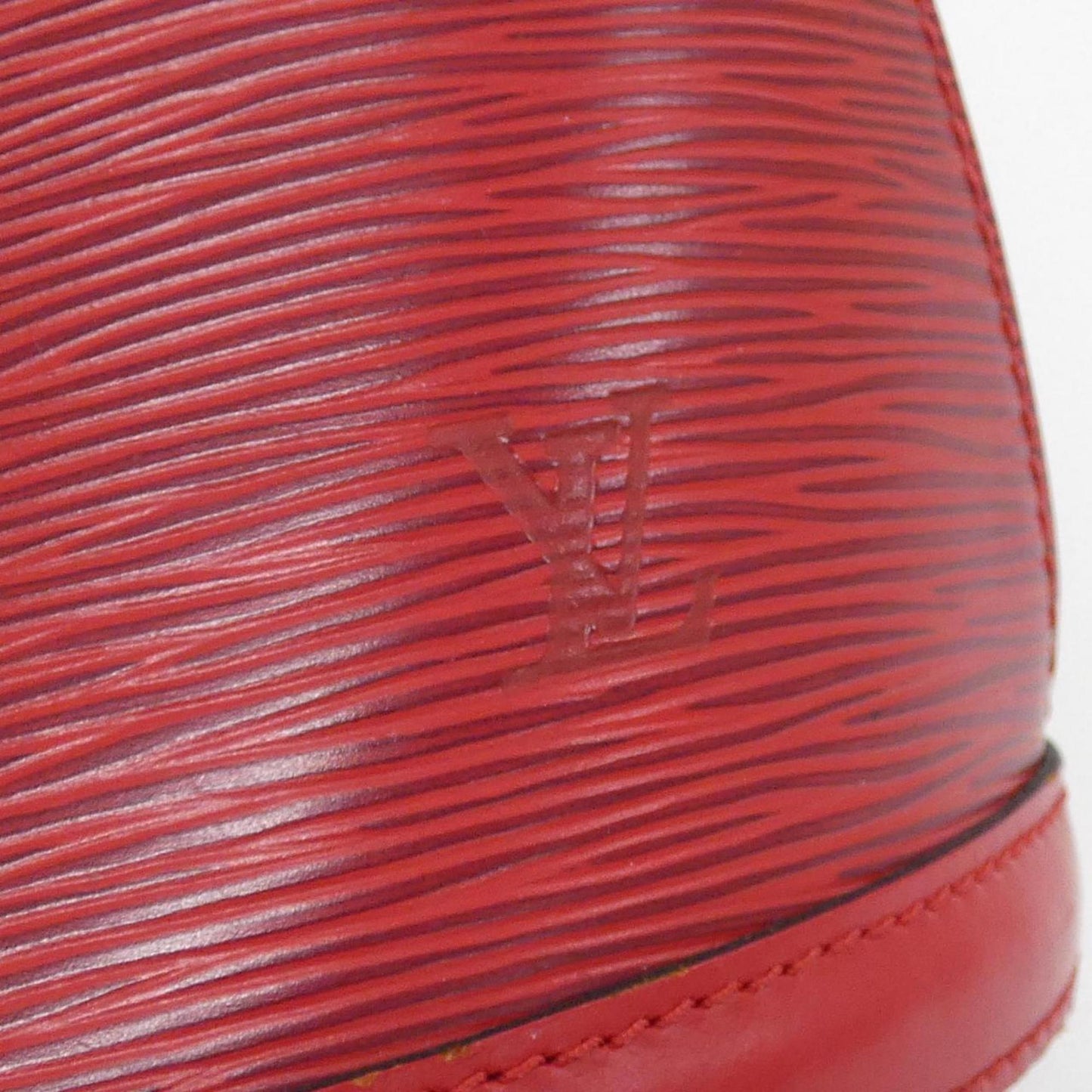 Louis Vuitton Cluny, Red, Leather, shoulder