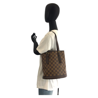 Louis Vuitton Marais, Brown, Canvas, tote