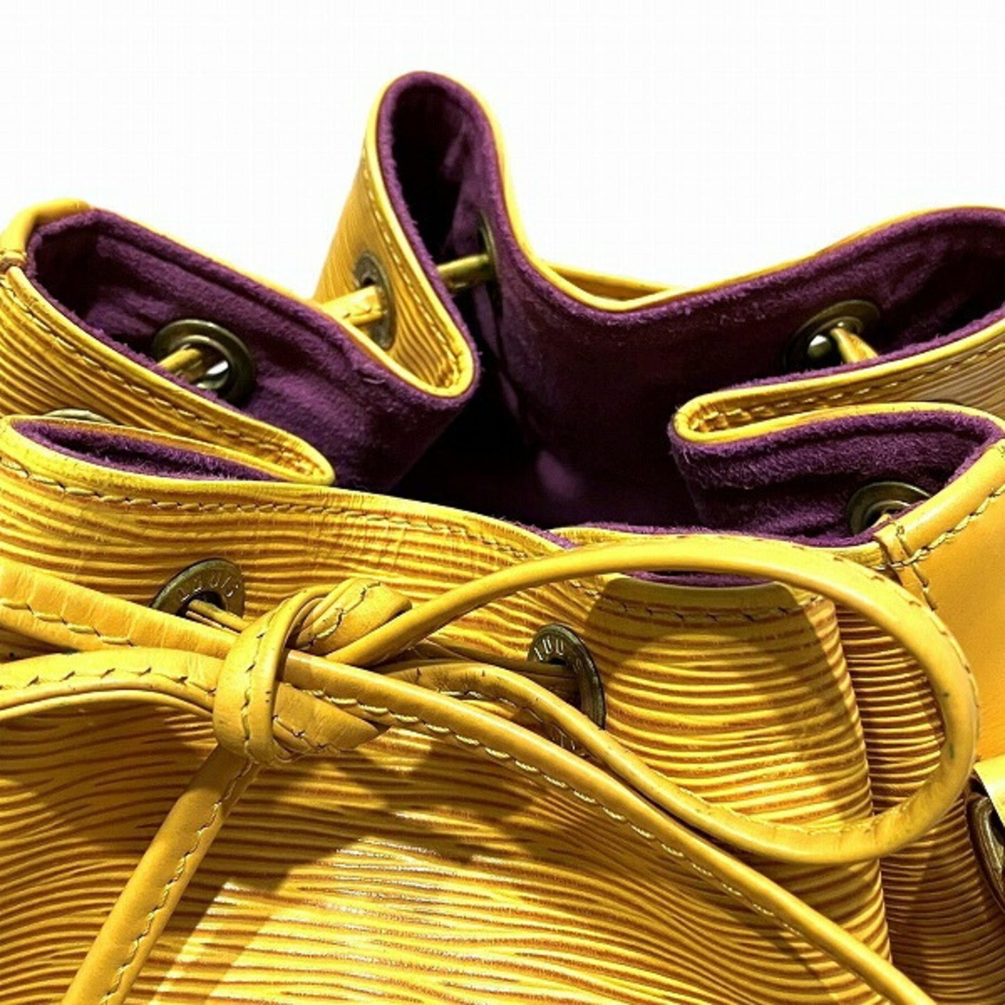 Louis Vuitton Noé, Yellow, Leather, shoulder