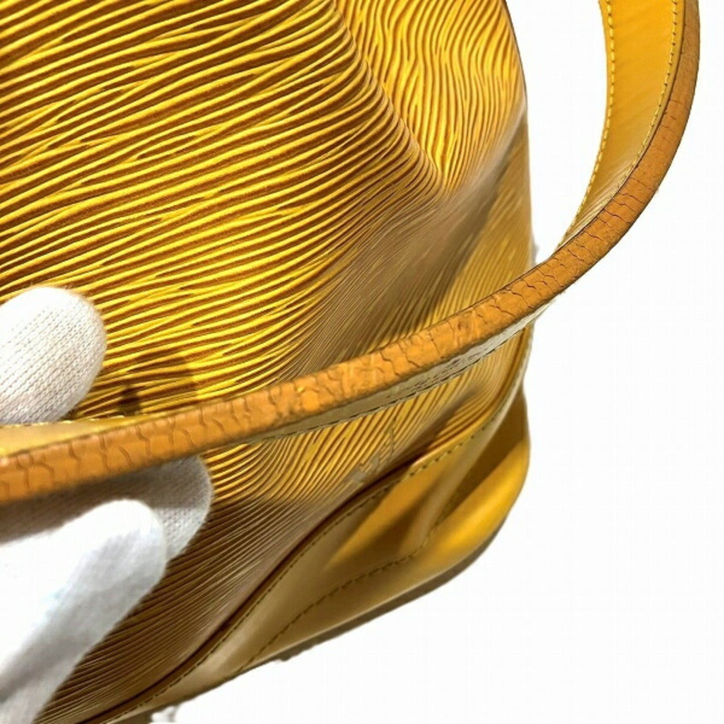 Louis Vuitton Noé, Yellow, Leather, shoulder