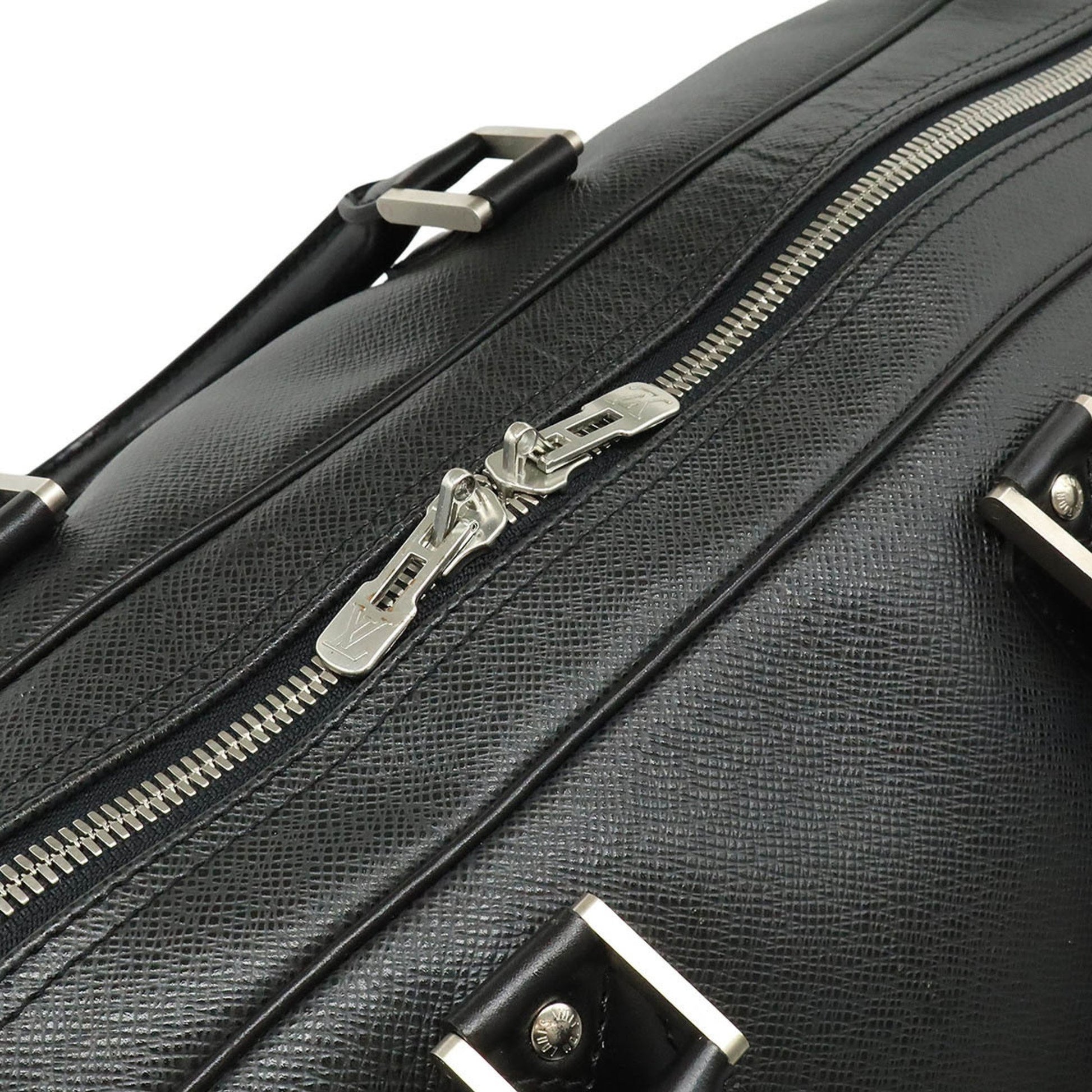 Louis Vuitton Kendall, Black, Leather, travel
