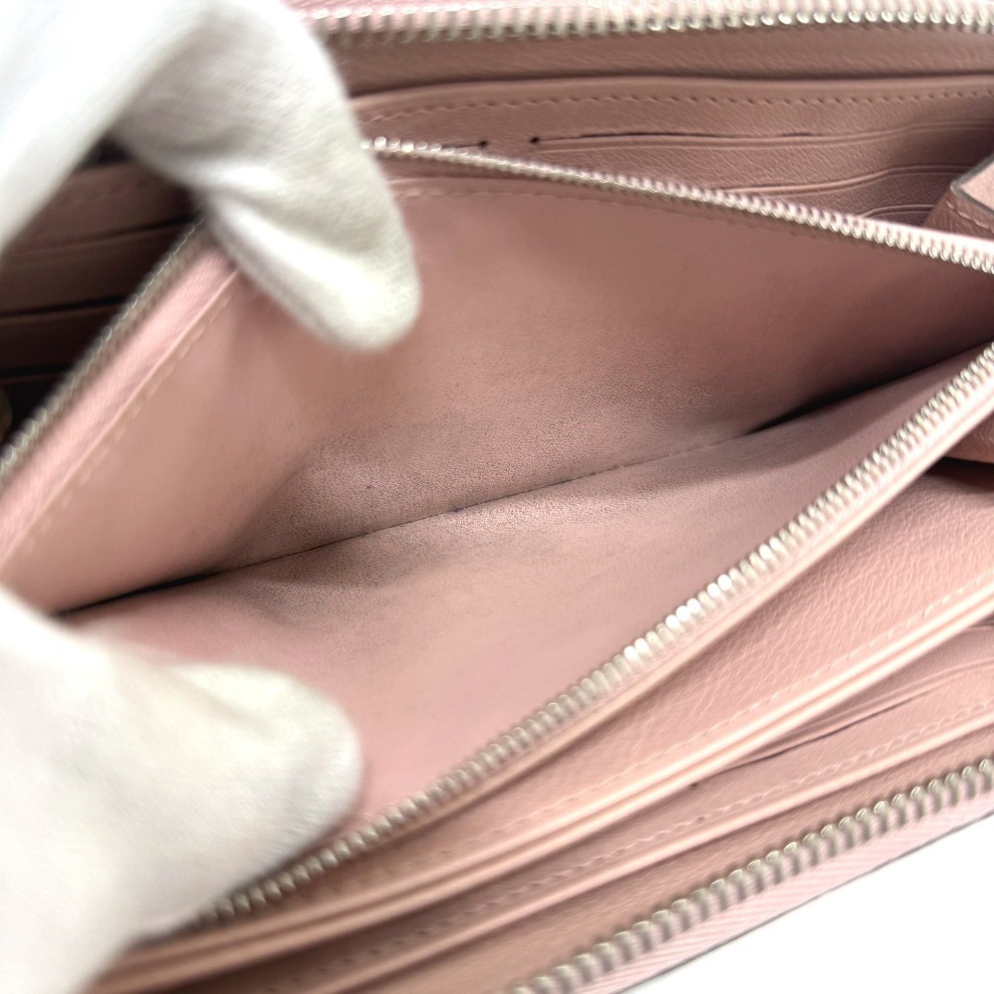 Louis Vuitton Portefeuille zippy, Pink, Leather, wallet