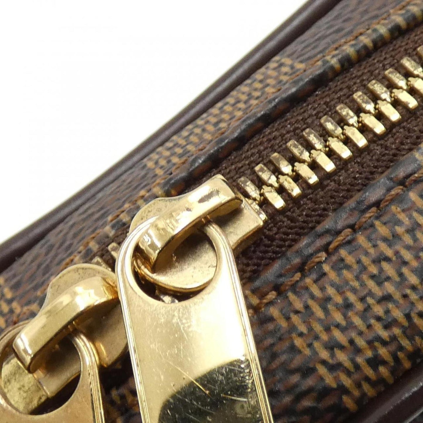 Louis Vuitton Etui Okapi, Brown, Canvas, clutch