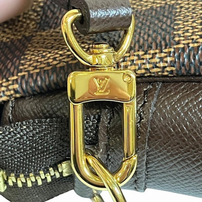 Louis Vuitton Trousse makeup, Brown, Canvas, clutch