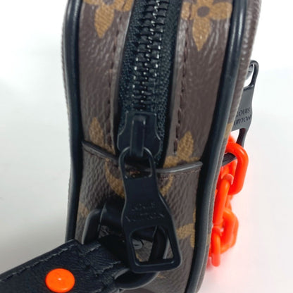 Louis Vuitton Volga, Brown, Canvas, clutch