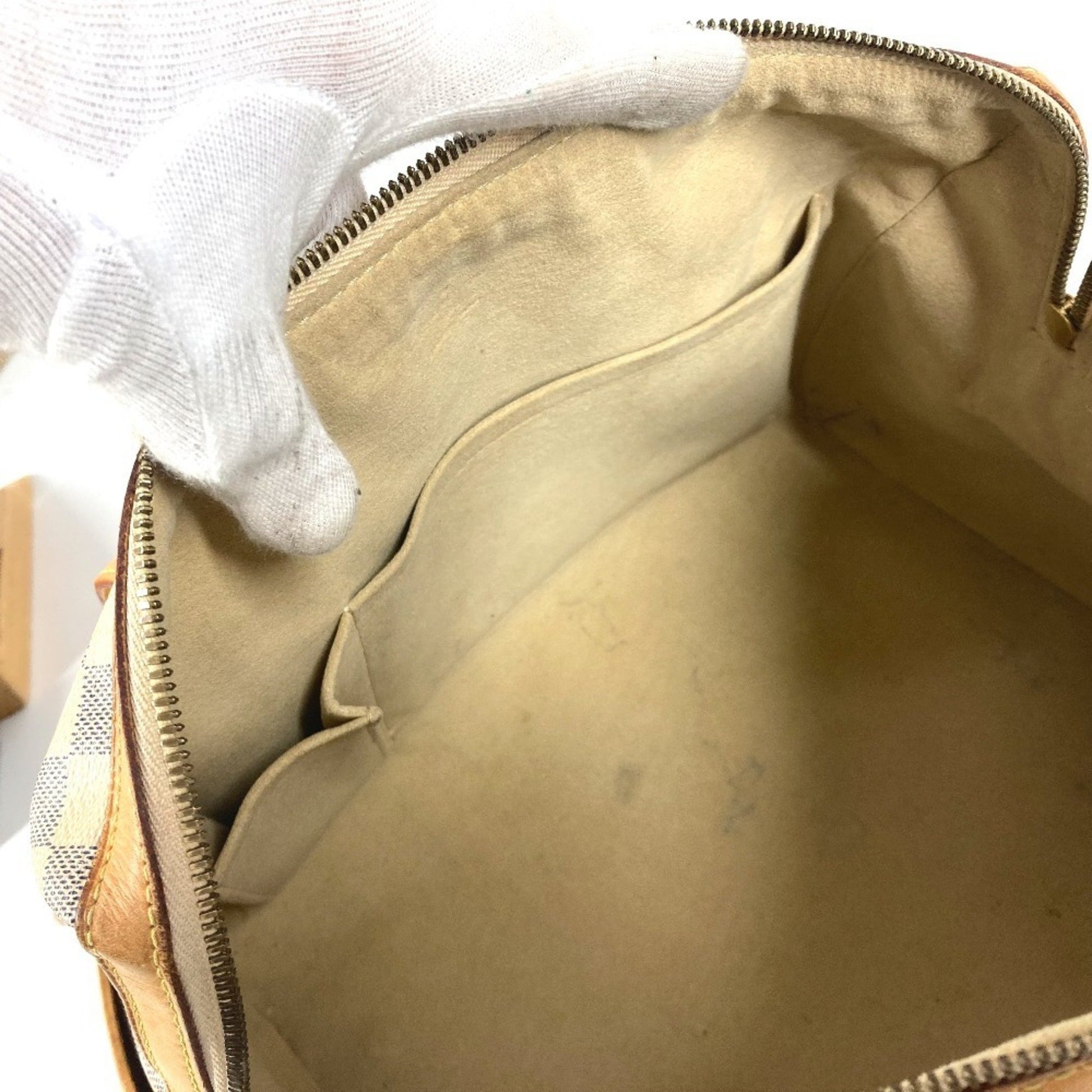 Louis Vuitton Berkeley, White, Canvas, handbag