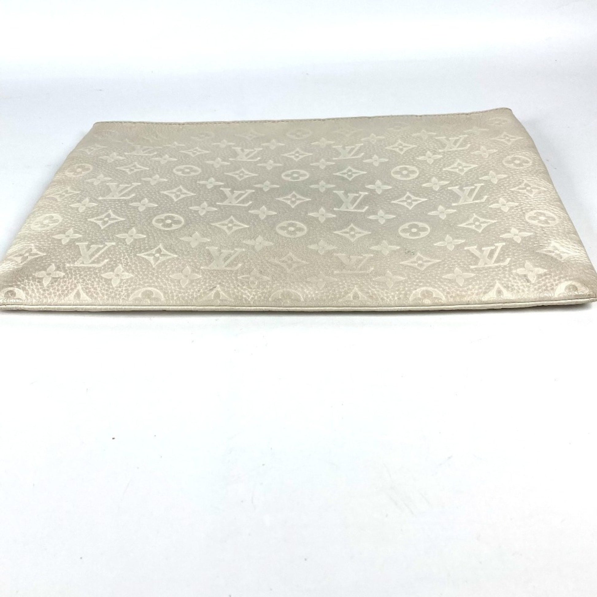 Louis Vuitton Pochette A4, White, Leather, clutch