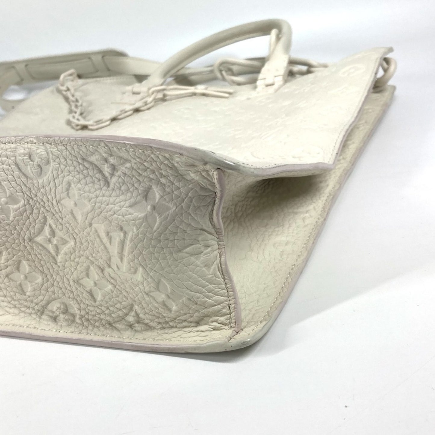 Louis Vuitton Plat, White, Leather, tote