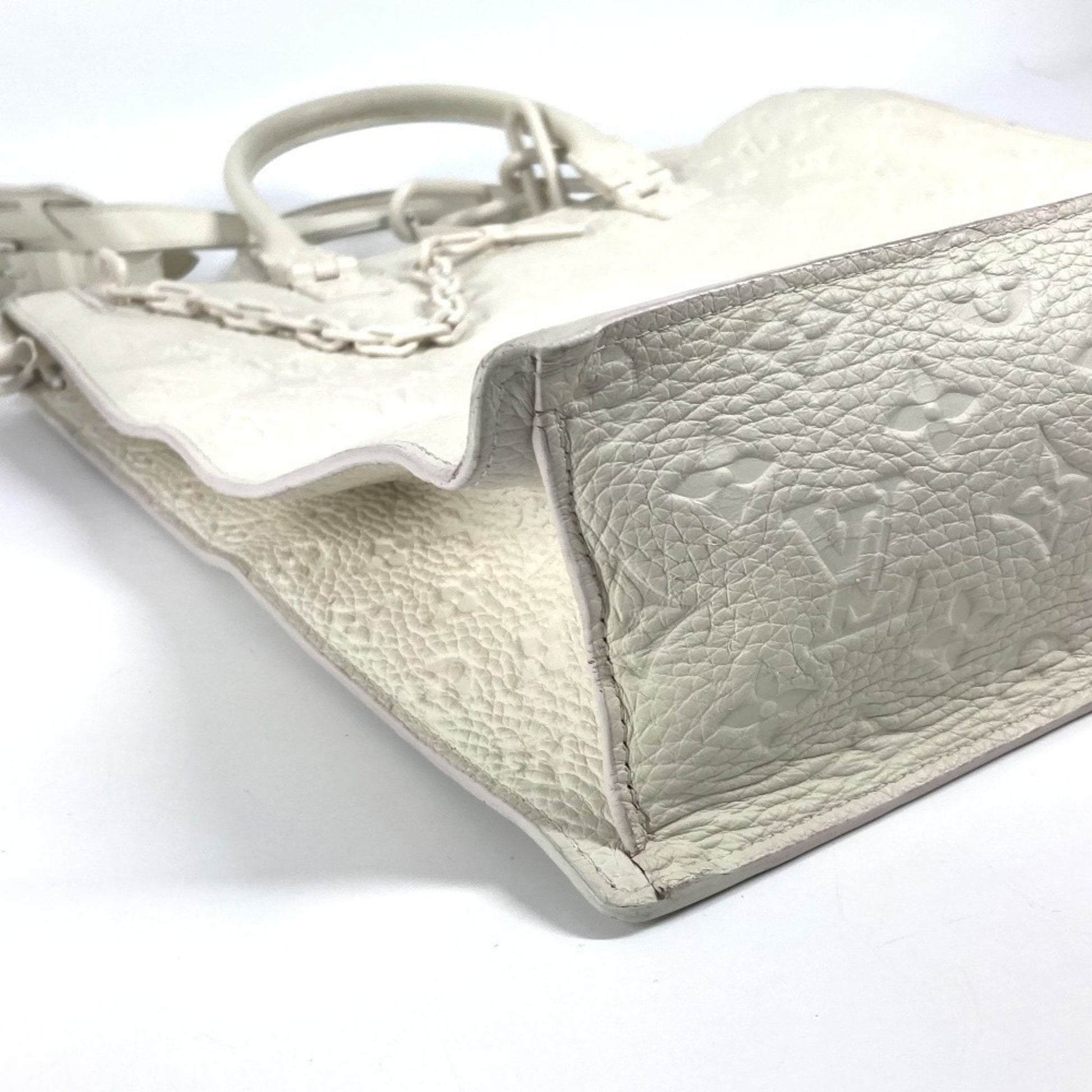 Louis Vuitton Plat, White, Leather, tote