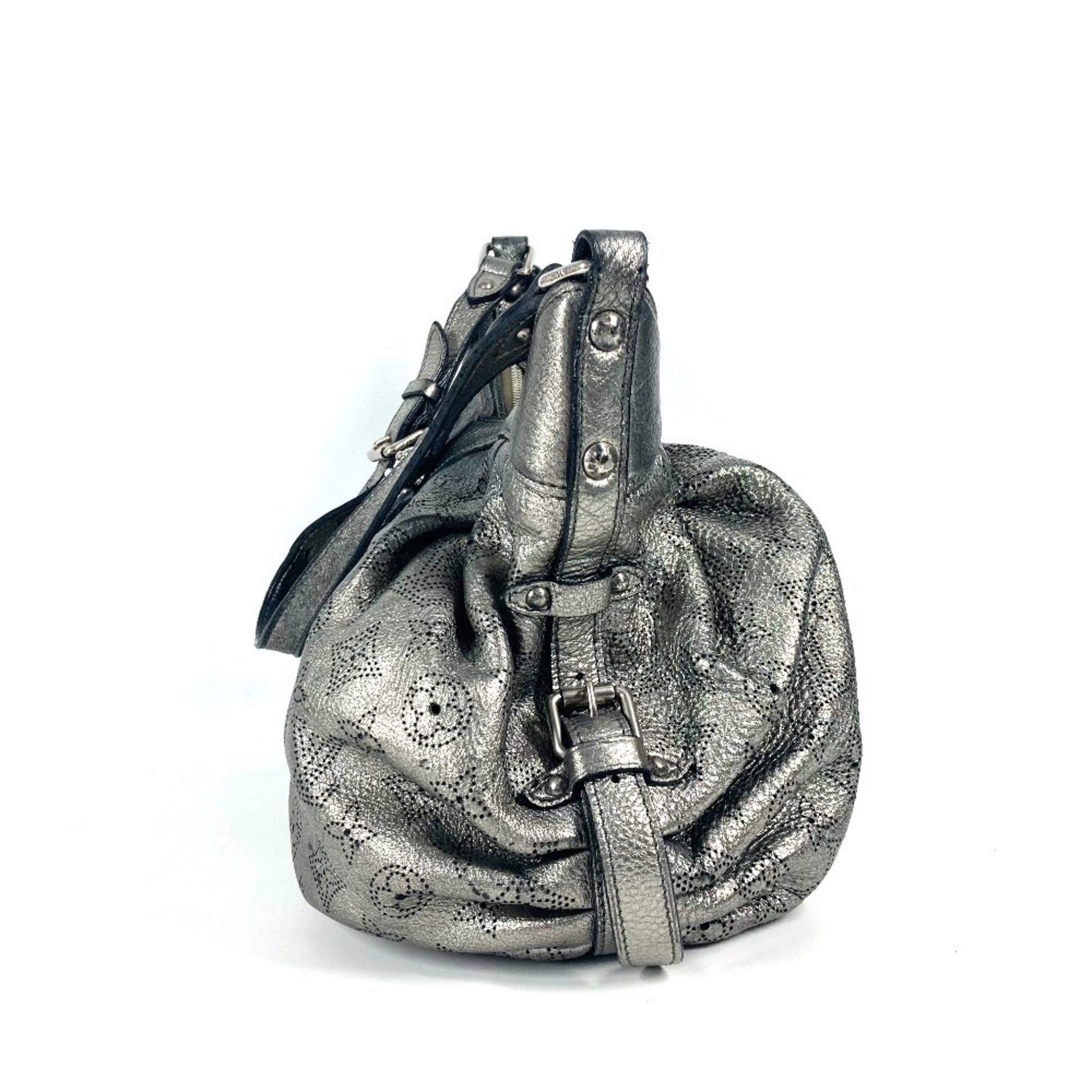 Louis Vuitton Mahina, Silver, Leather, shoulder