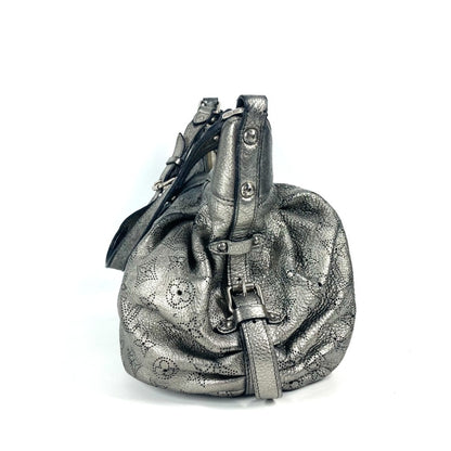 Louis Vuitton Mahina, Silver, Leather, shoulder