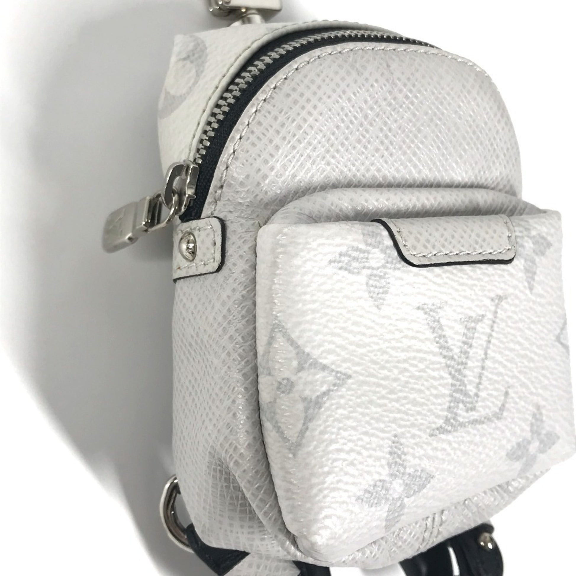 Louis Vuitton Pochette Clés, White, Canvas, wallet