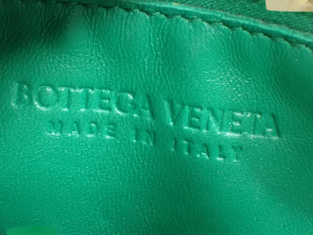 Bottega Veneta Cassette Crossbody Bag Padded Maxi Intrecciato Leather, GREEN, LEATHER, Crossbody bag