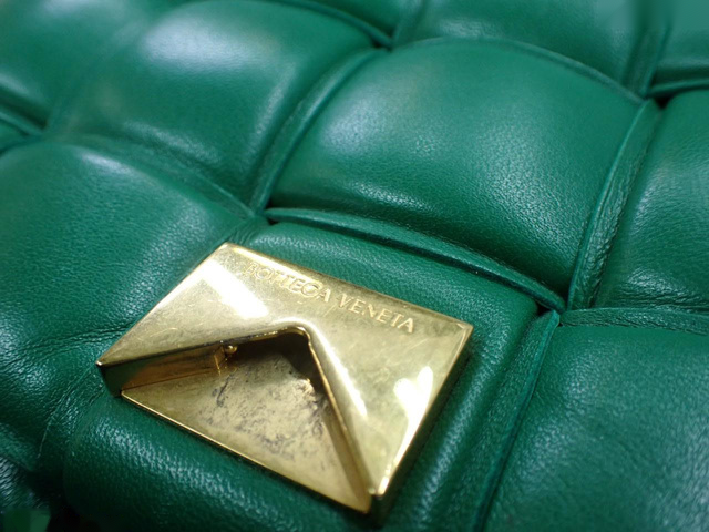 Bottega Veneta Cassette Crossbody Bag Padded Maxi Intrecciato Leather, GREEN, LEATHER, Crossbody bag