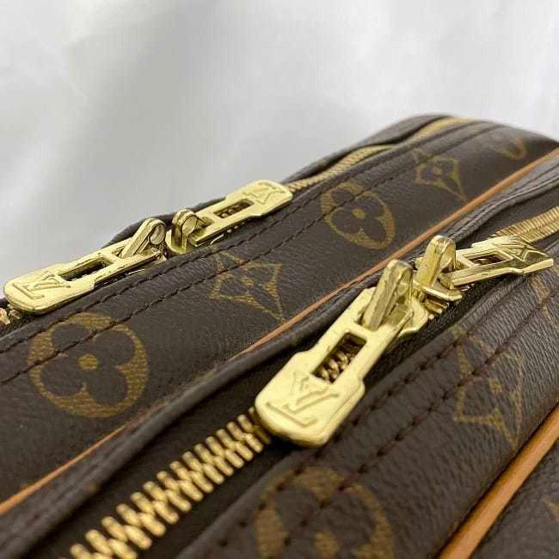 Louis Vuitton Reporter, Brown, Canvas, shoulder