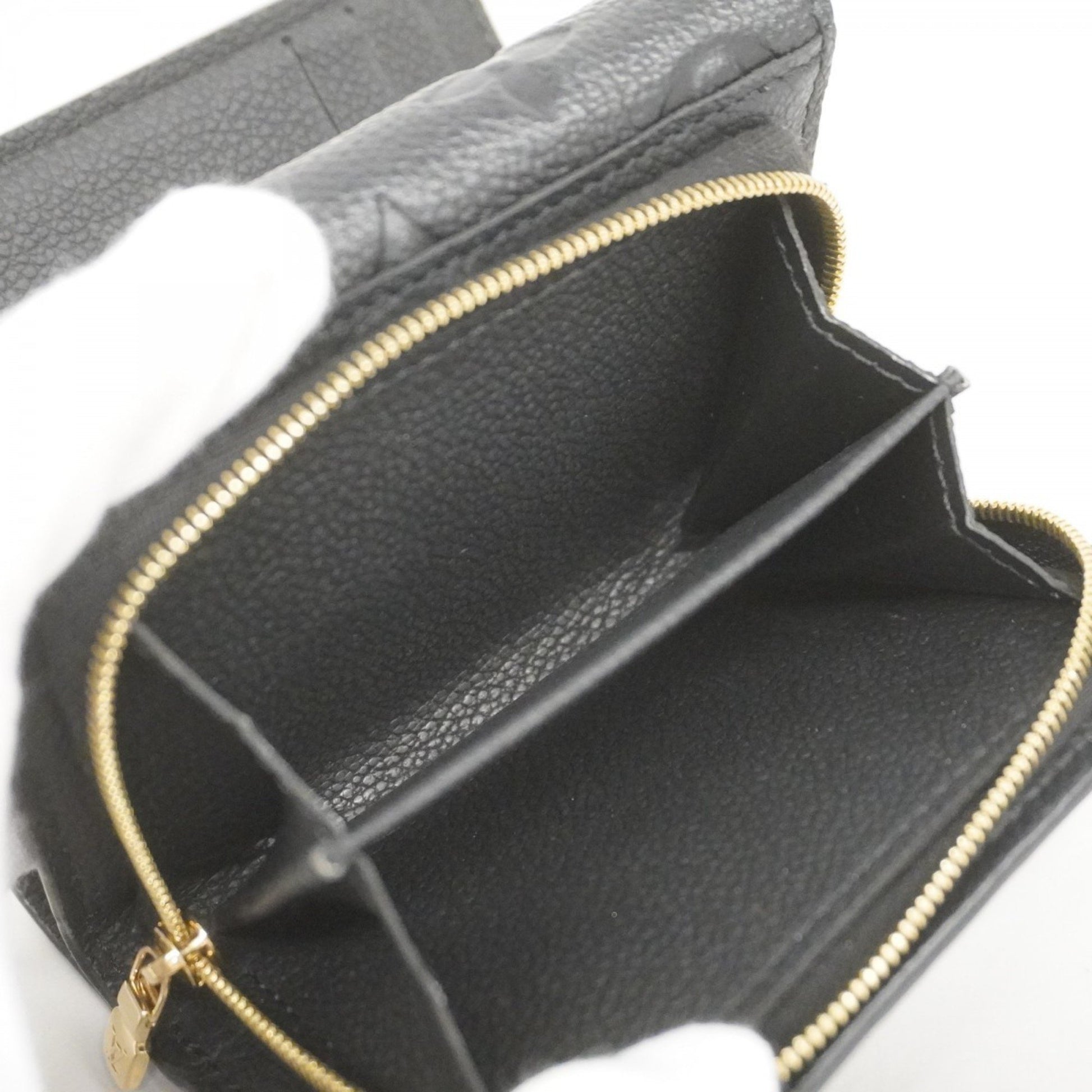 Louis Vuitton Metis, Black, Leather, wallet